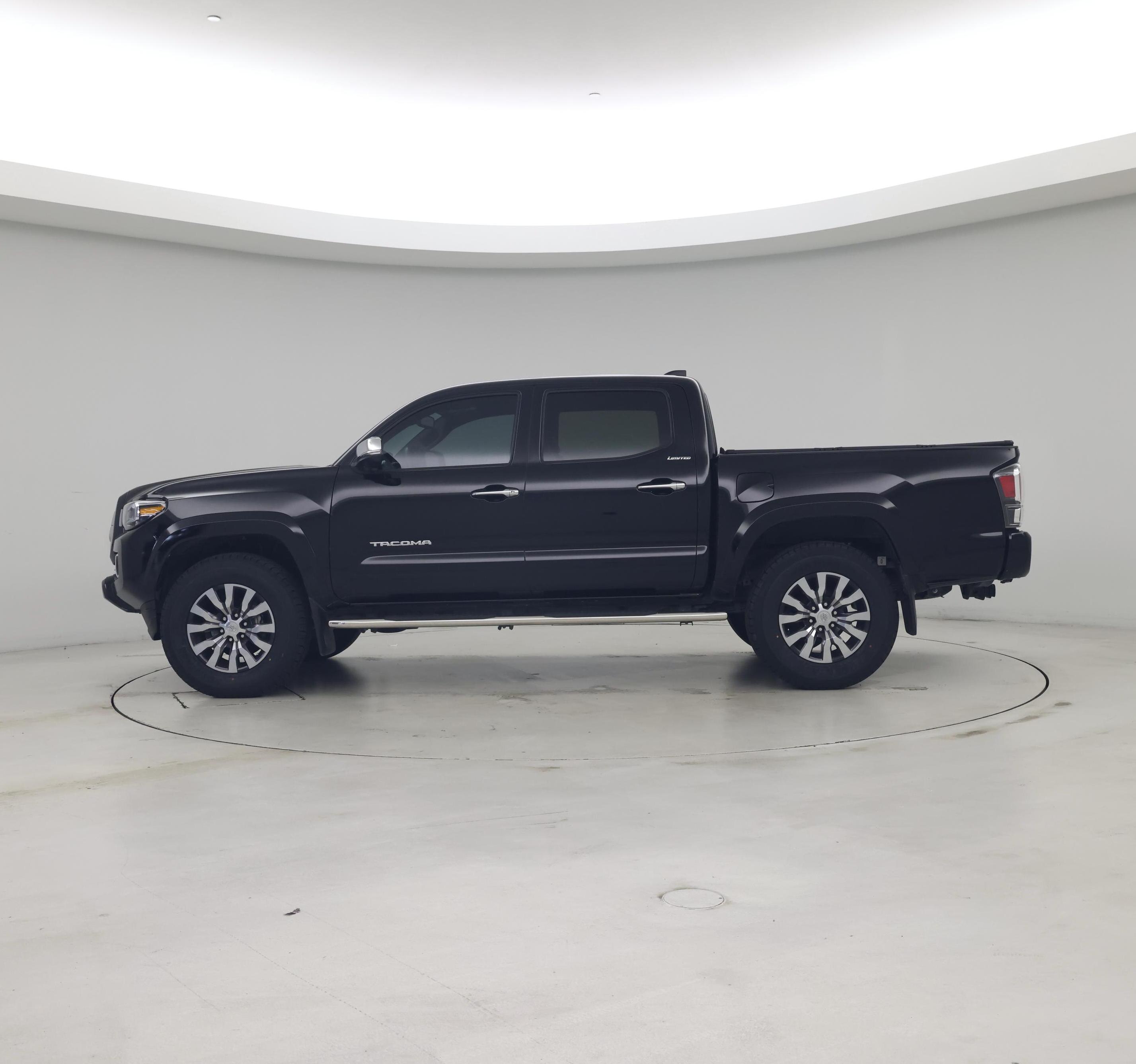 Thumbnail: 2023 Toyota Tacoma - 3