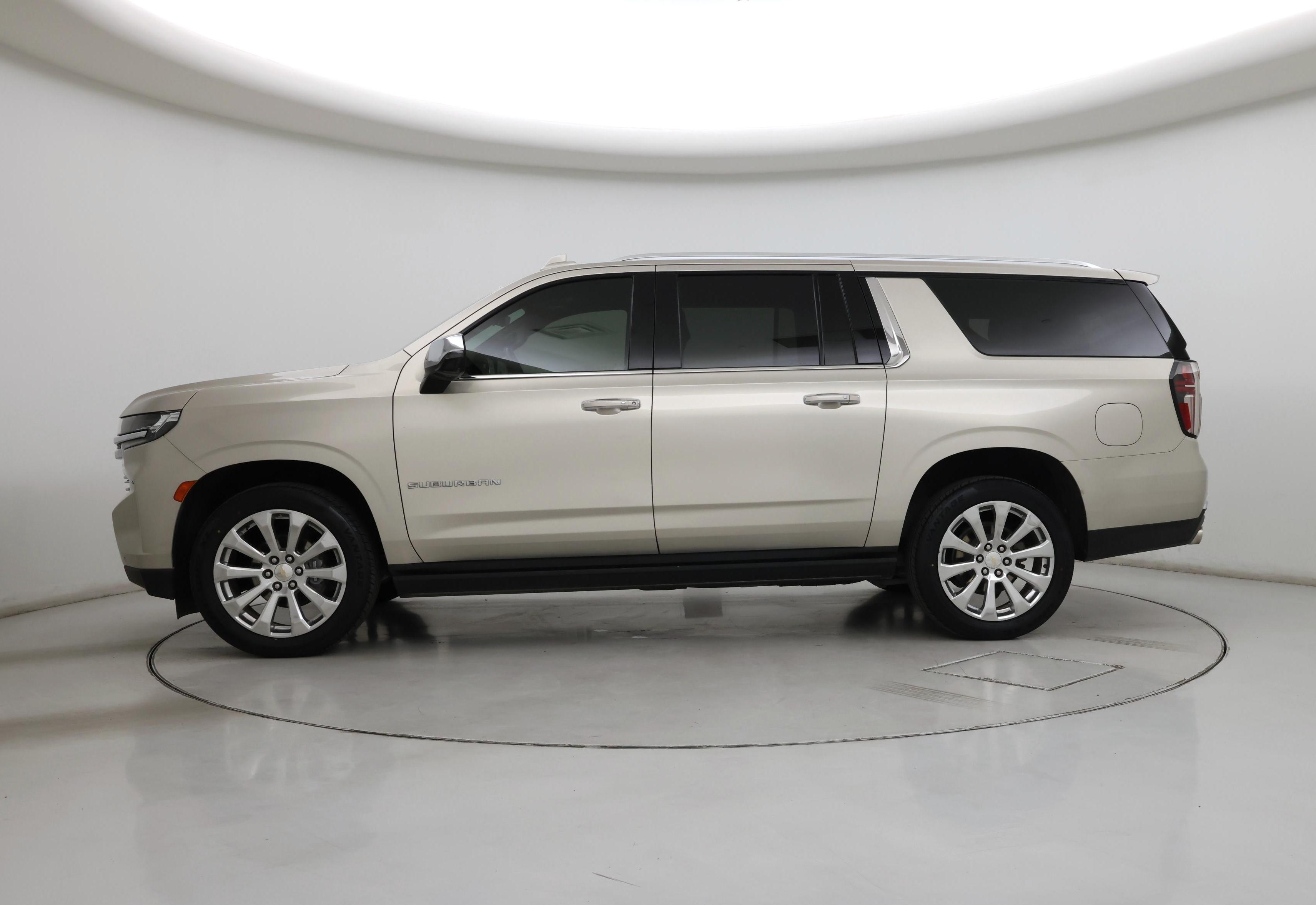 Thumbnail: 2021 Chevrolet Suburban - 3