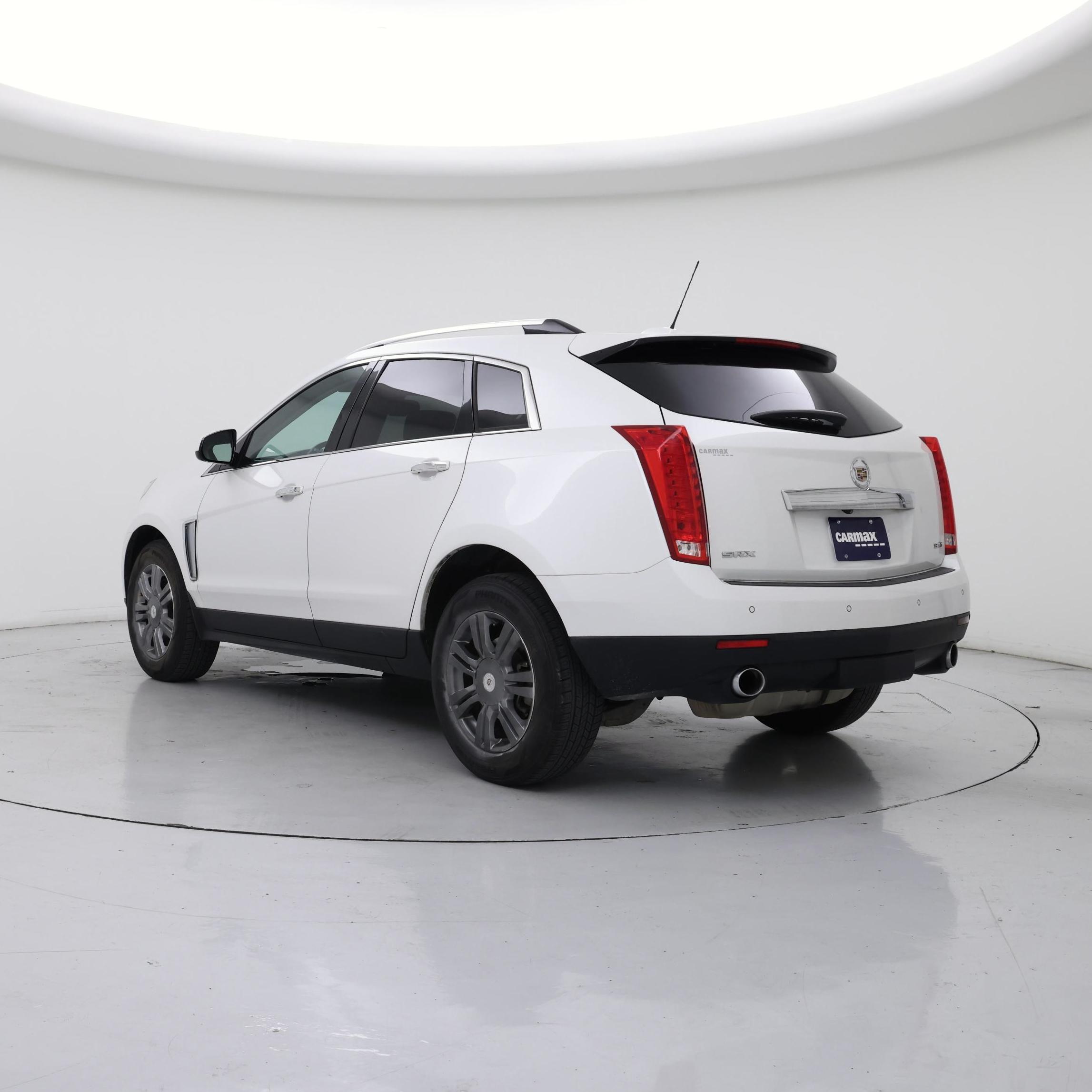 Thumbnail: 2016 Cadillac SRX - 2