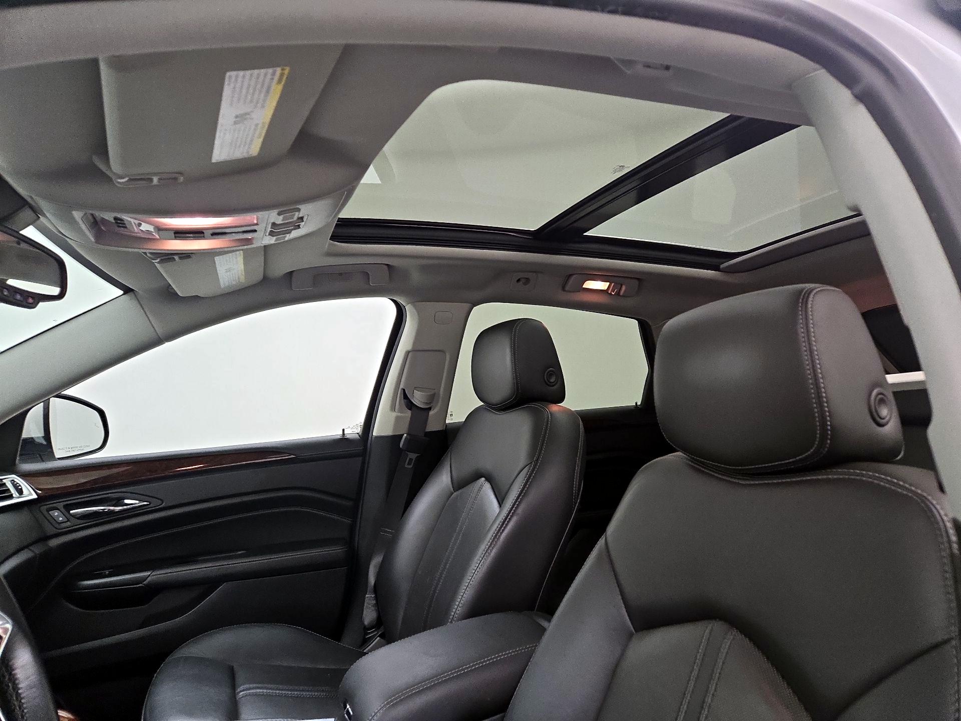 Thumbnail: 2016 Cadillac SRX - 20