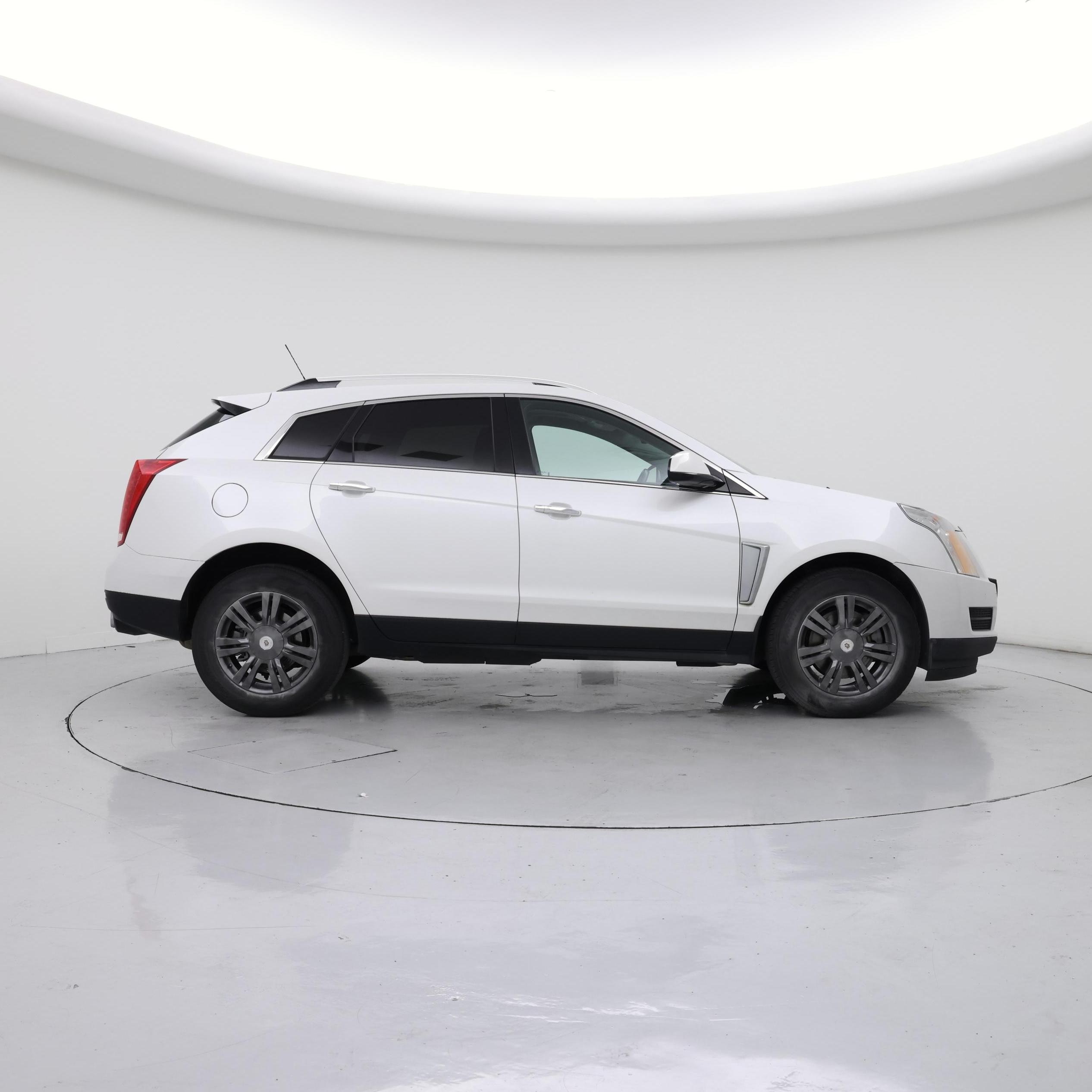 Thumbnail: 2016 Cadillac SRX - 7