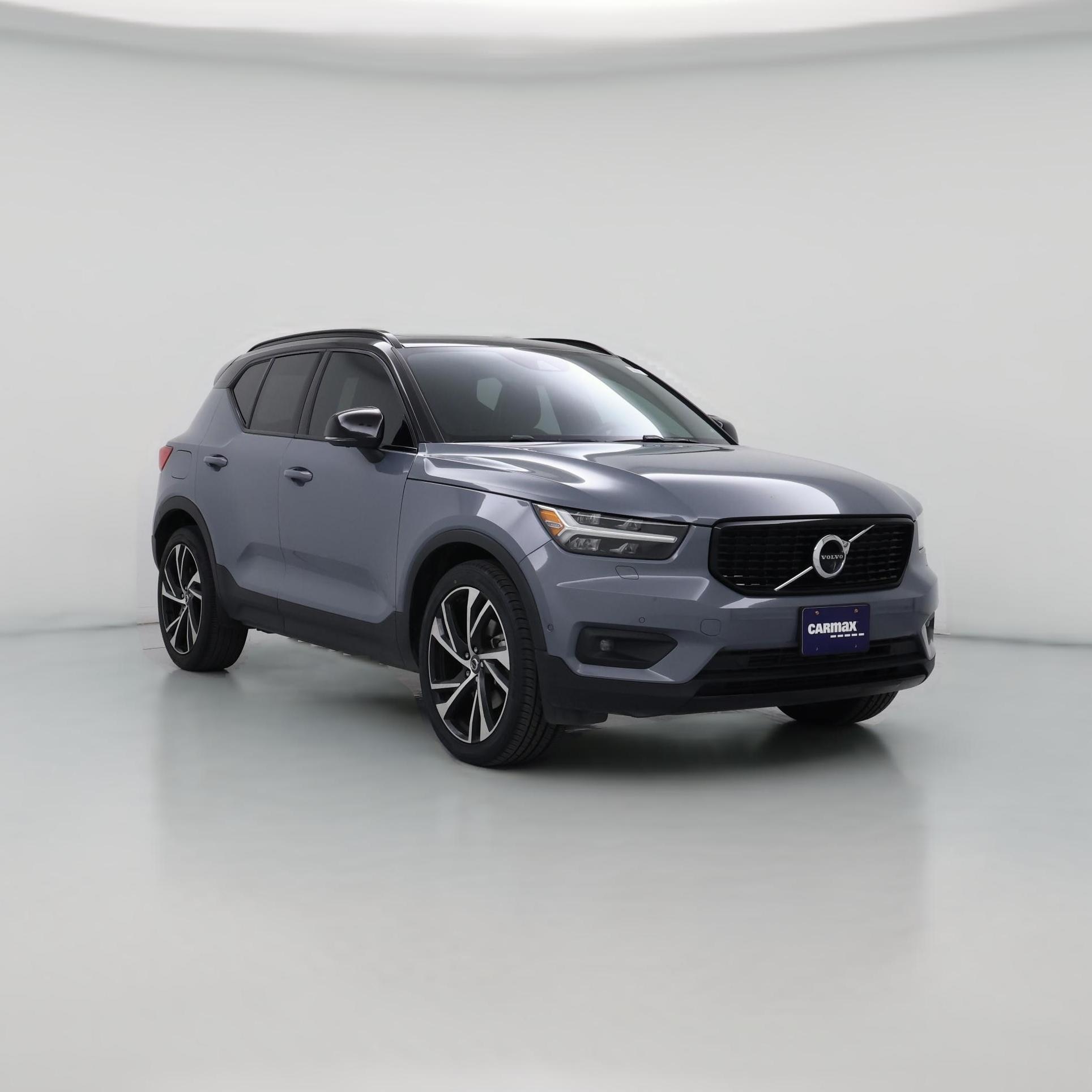 Thumbnail: 2022 Volvo XC40 - 1