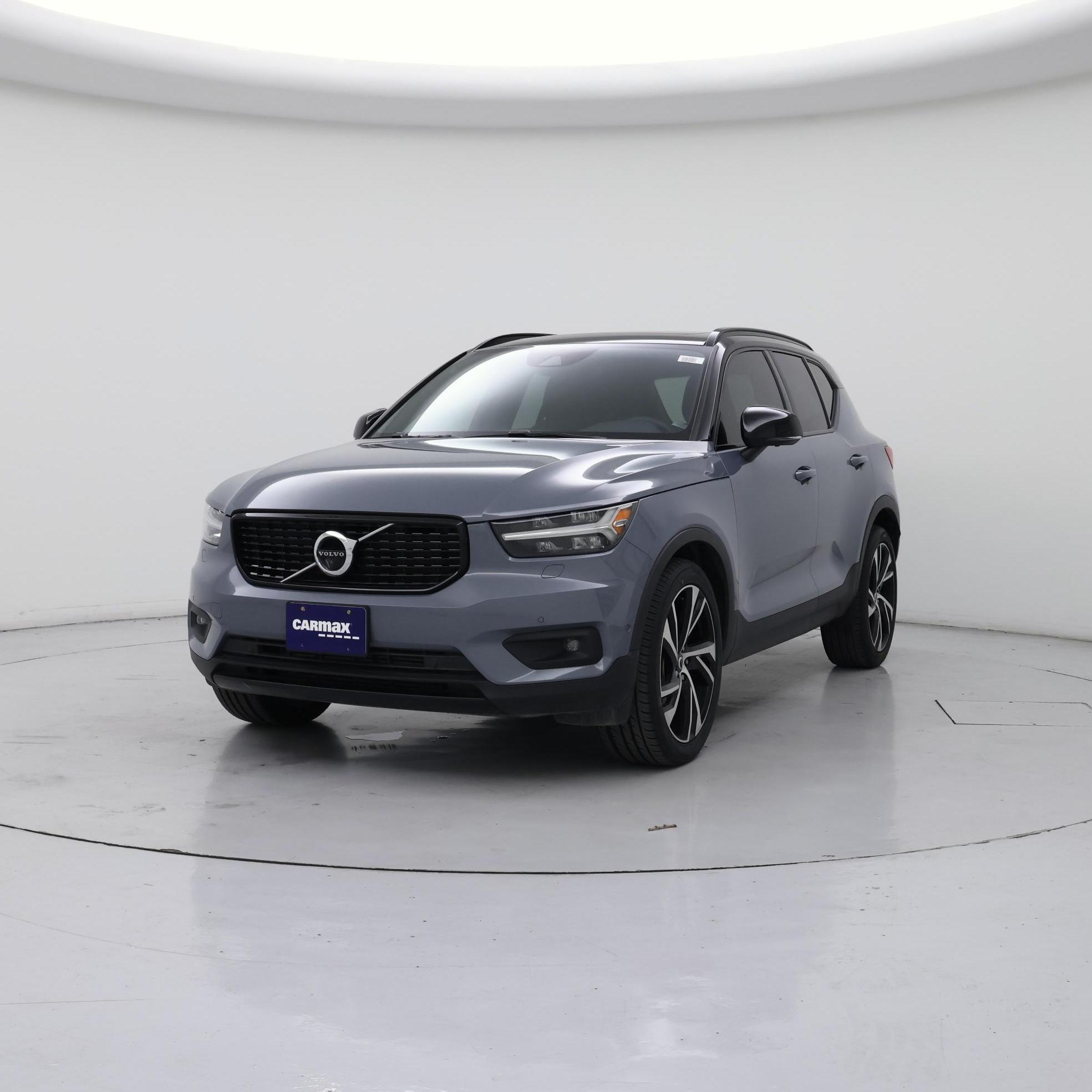 Thumbnail: 2022 Volvo XC40 - 4