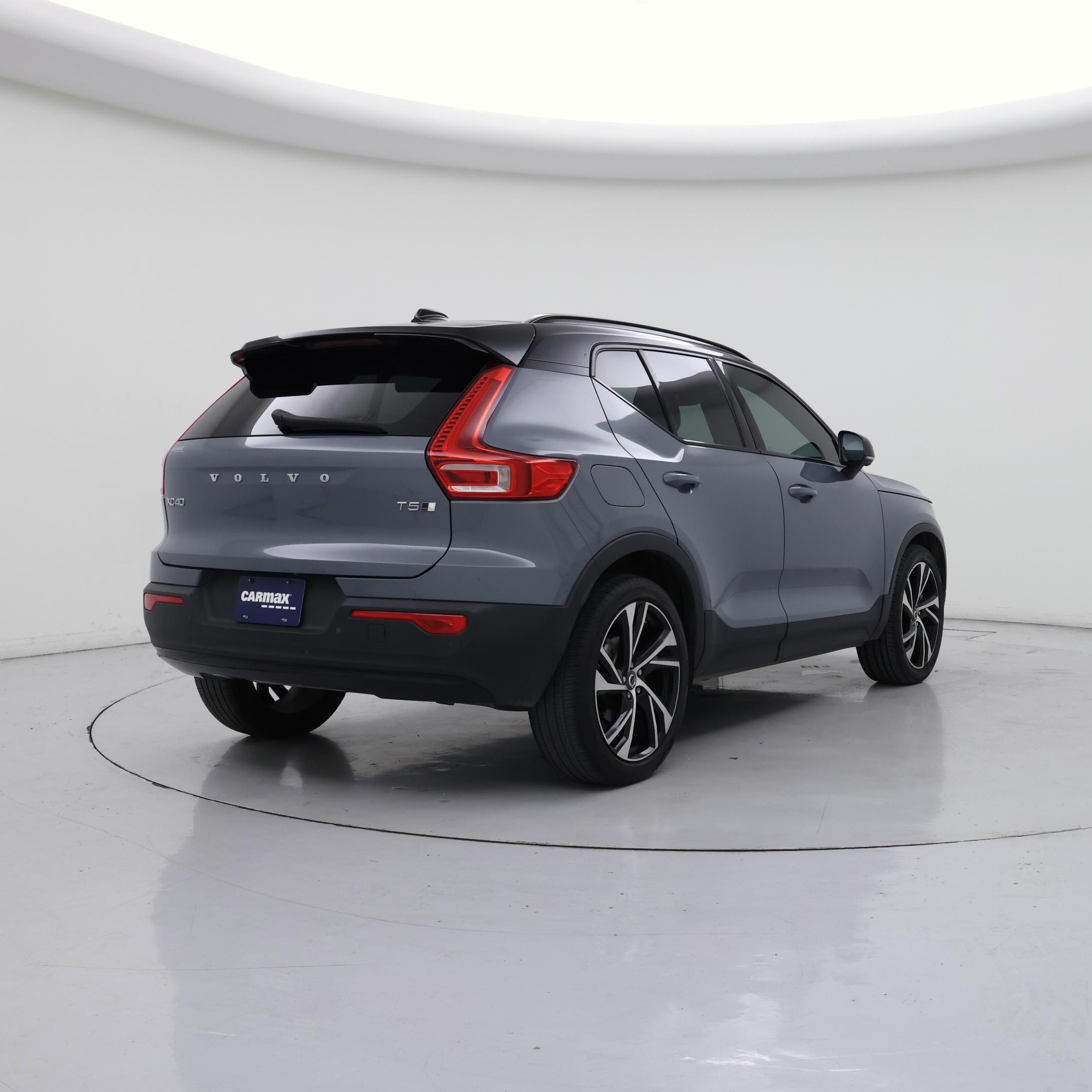 Thumbnail: 2022 Volvo XC40 - 8