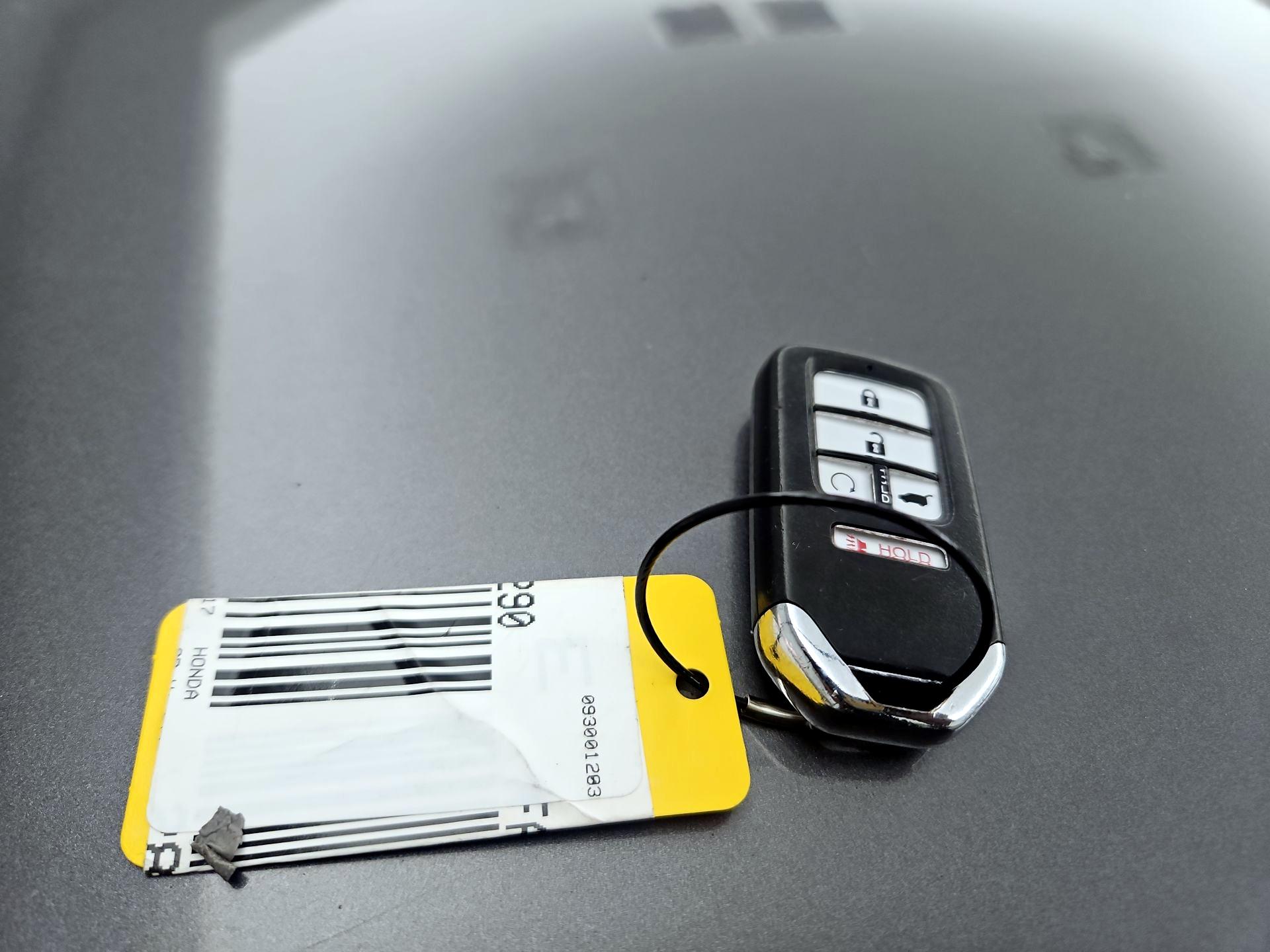 Thumbnail: 2017 Honda CR-V - 19