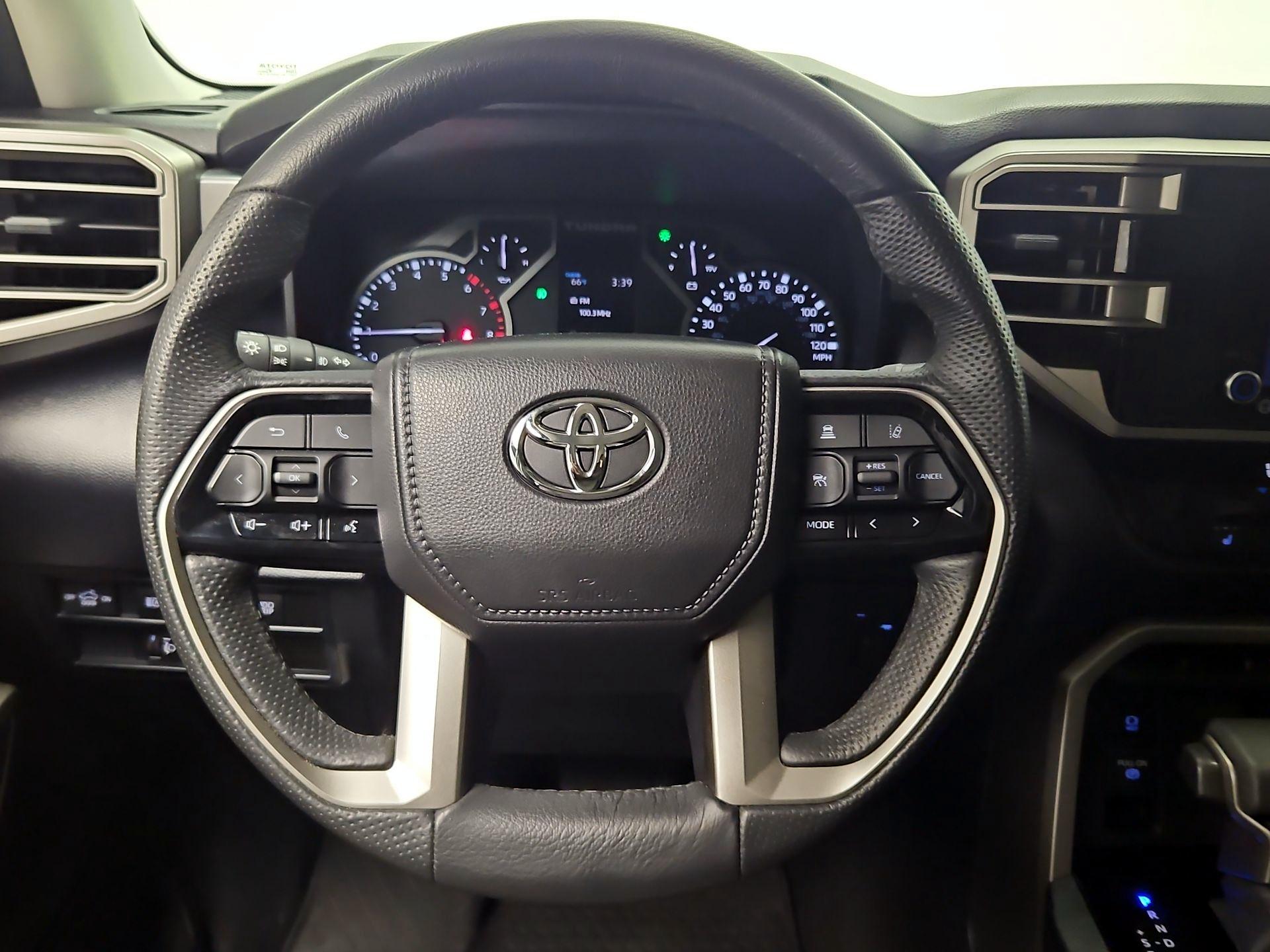Thumbnail: 2024 Toyota Tundra - 10