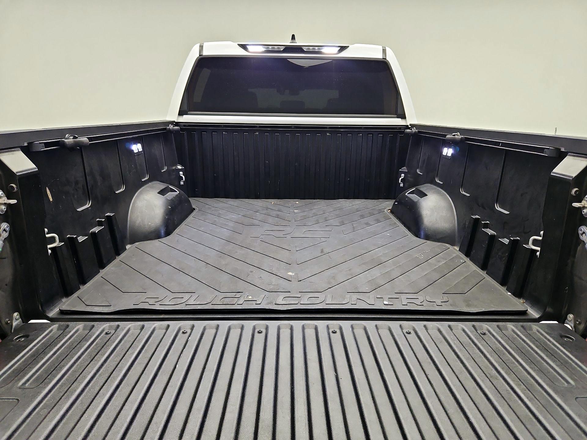 Thumbnail: 2024 Toyota Tundra - 19
