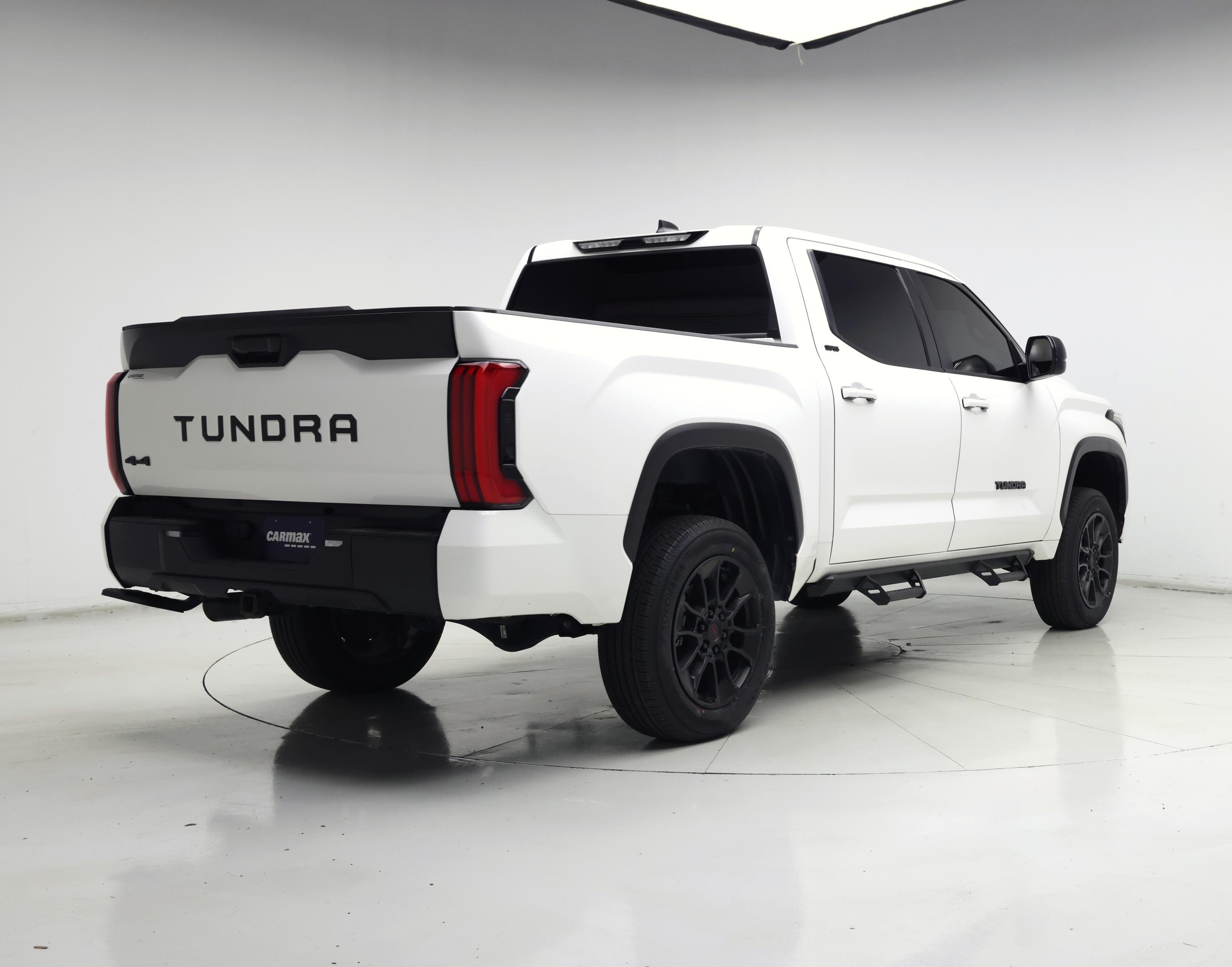 Thumbnail: 2024 Toyota Tundra - 8