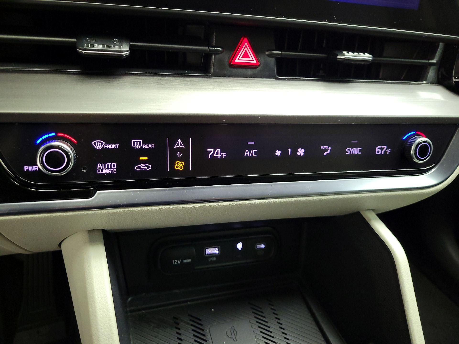 Thumbnail: 2023 Kia Sportage - 17