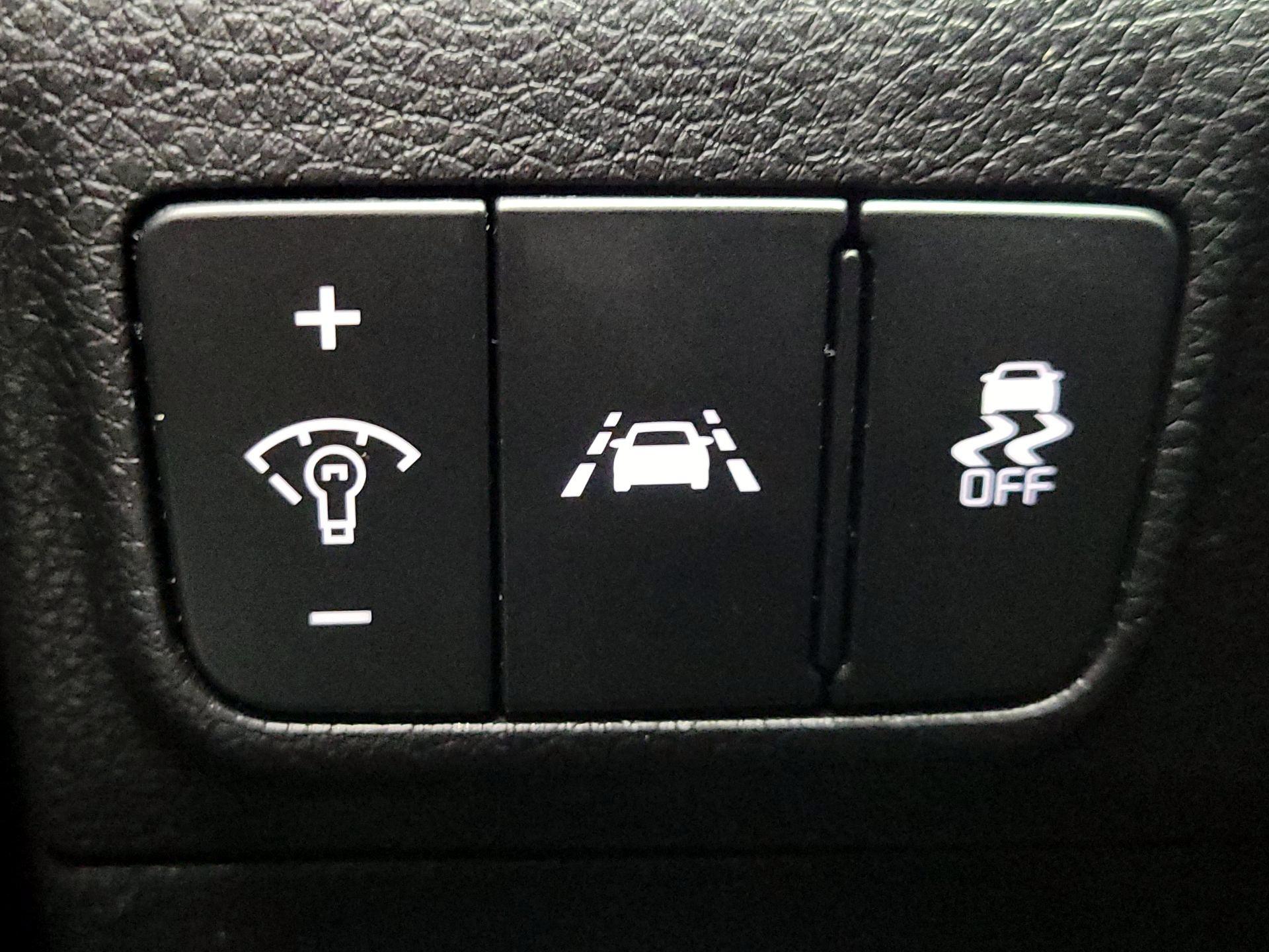 Thumbnail: 2023 Kia K5 - 13