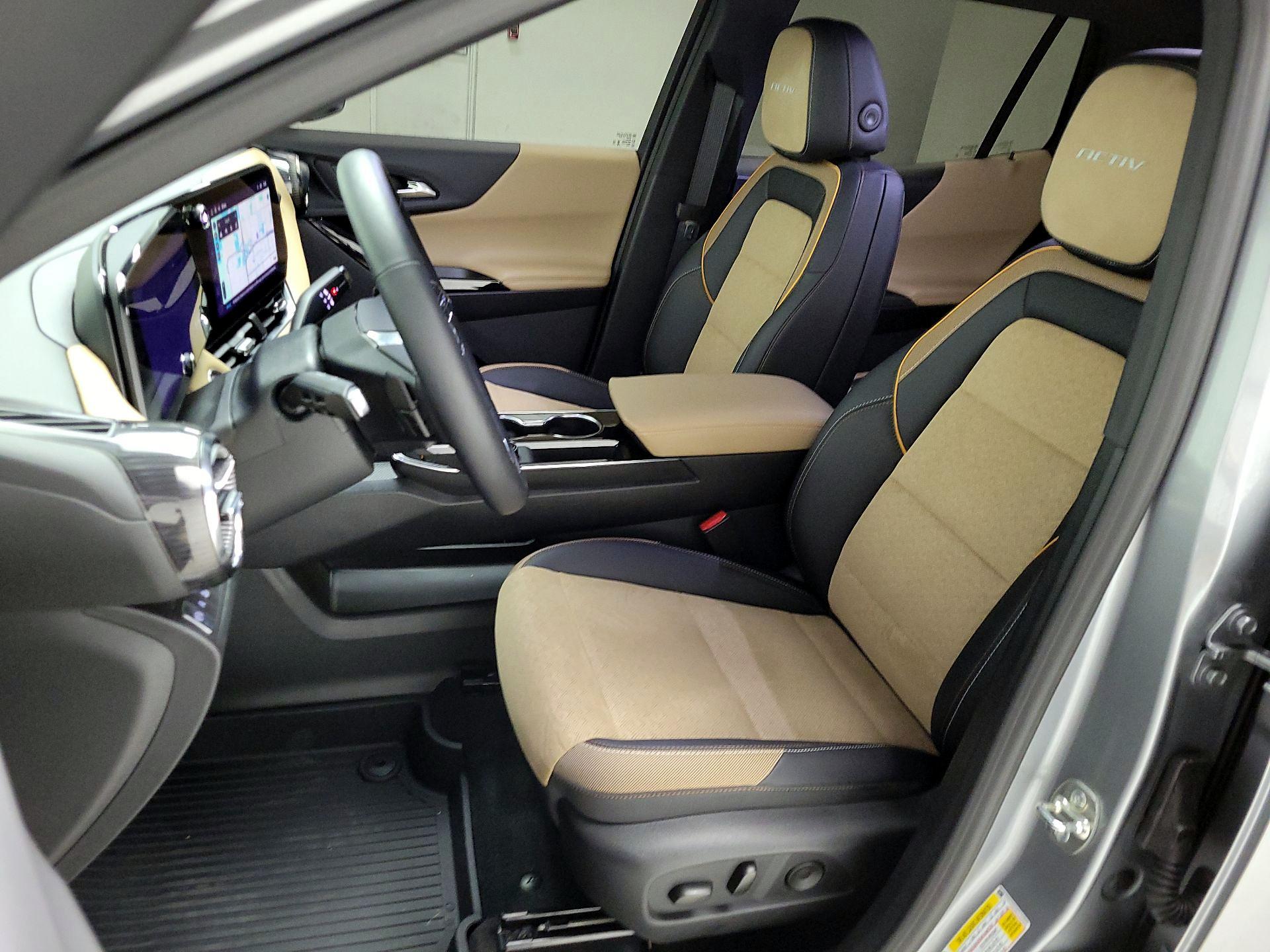 Thumbnail: 2026 Chevrolet Equinox - 11