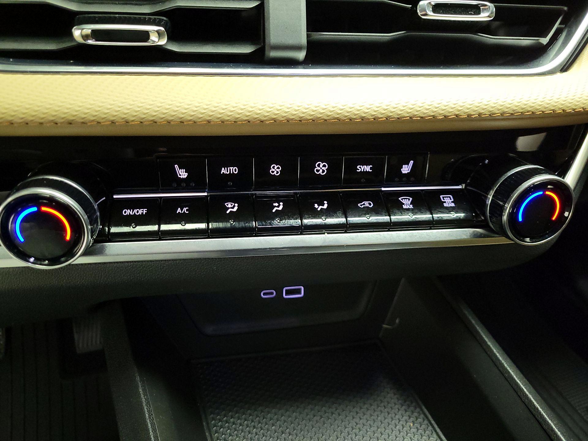 Thumbnail: 2026 Chevrolet Equinox - 17