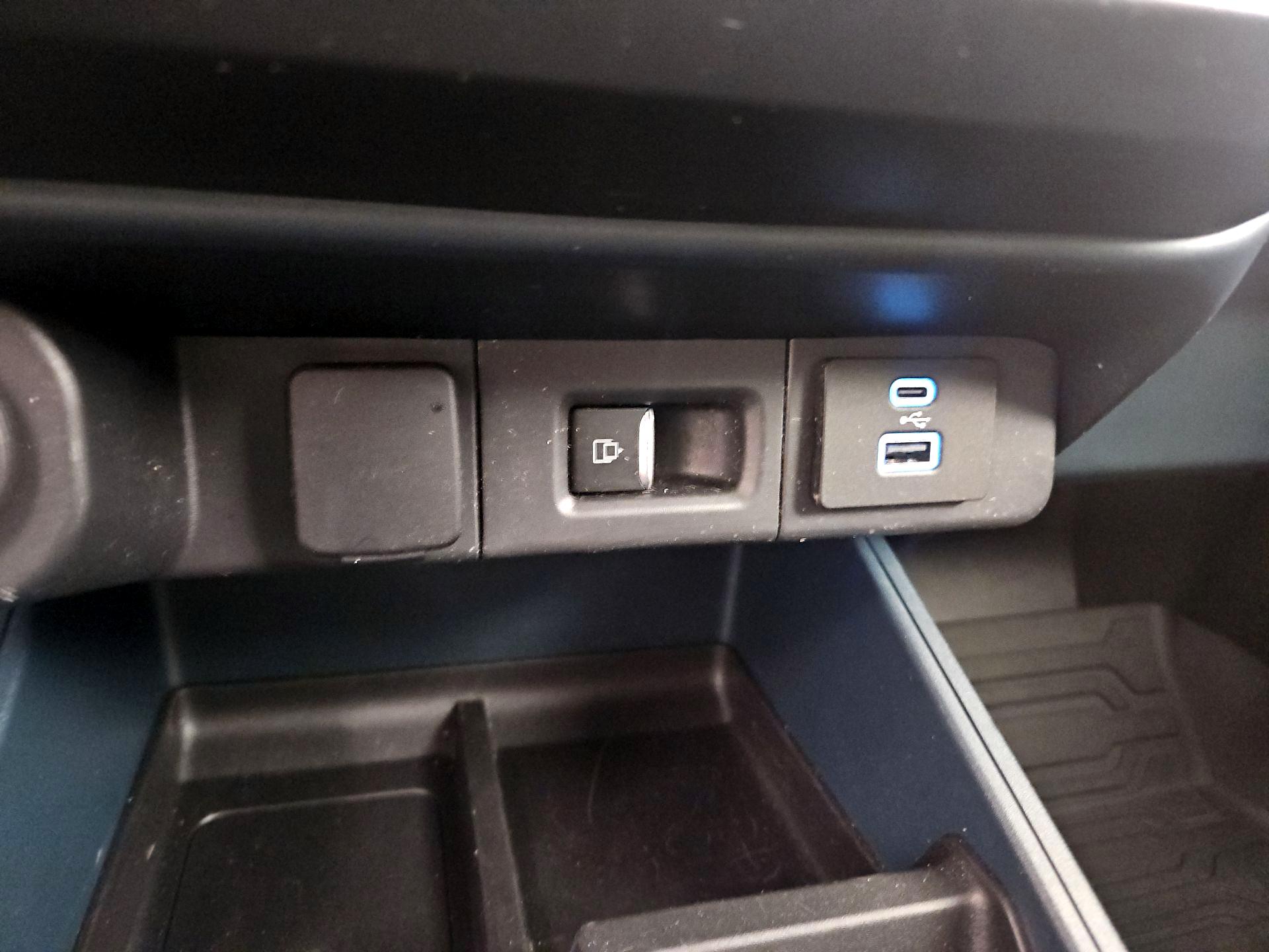 Thumbnail: 2024 Ford Maverick - 17