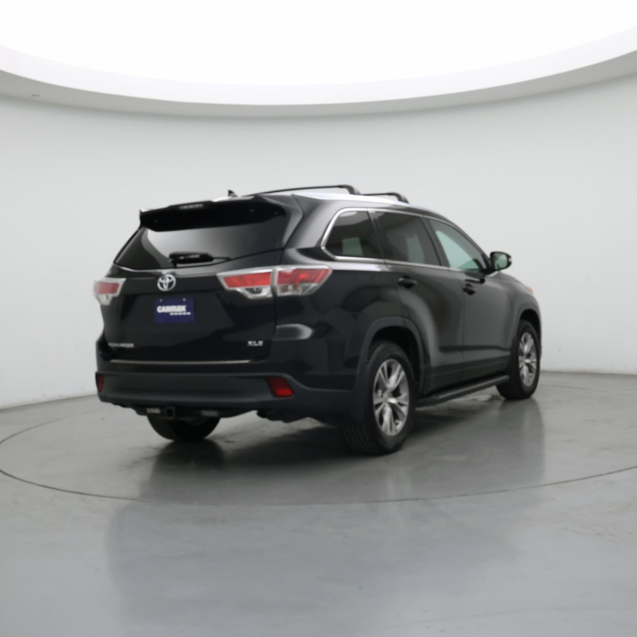 Thumbnail: 2015 Toyota Highlander - 8