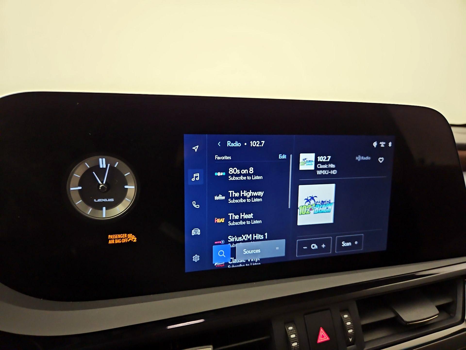 Thumbnail: 2025 Lexus ES - 15