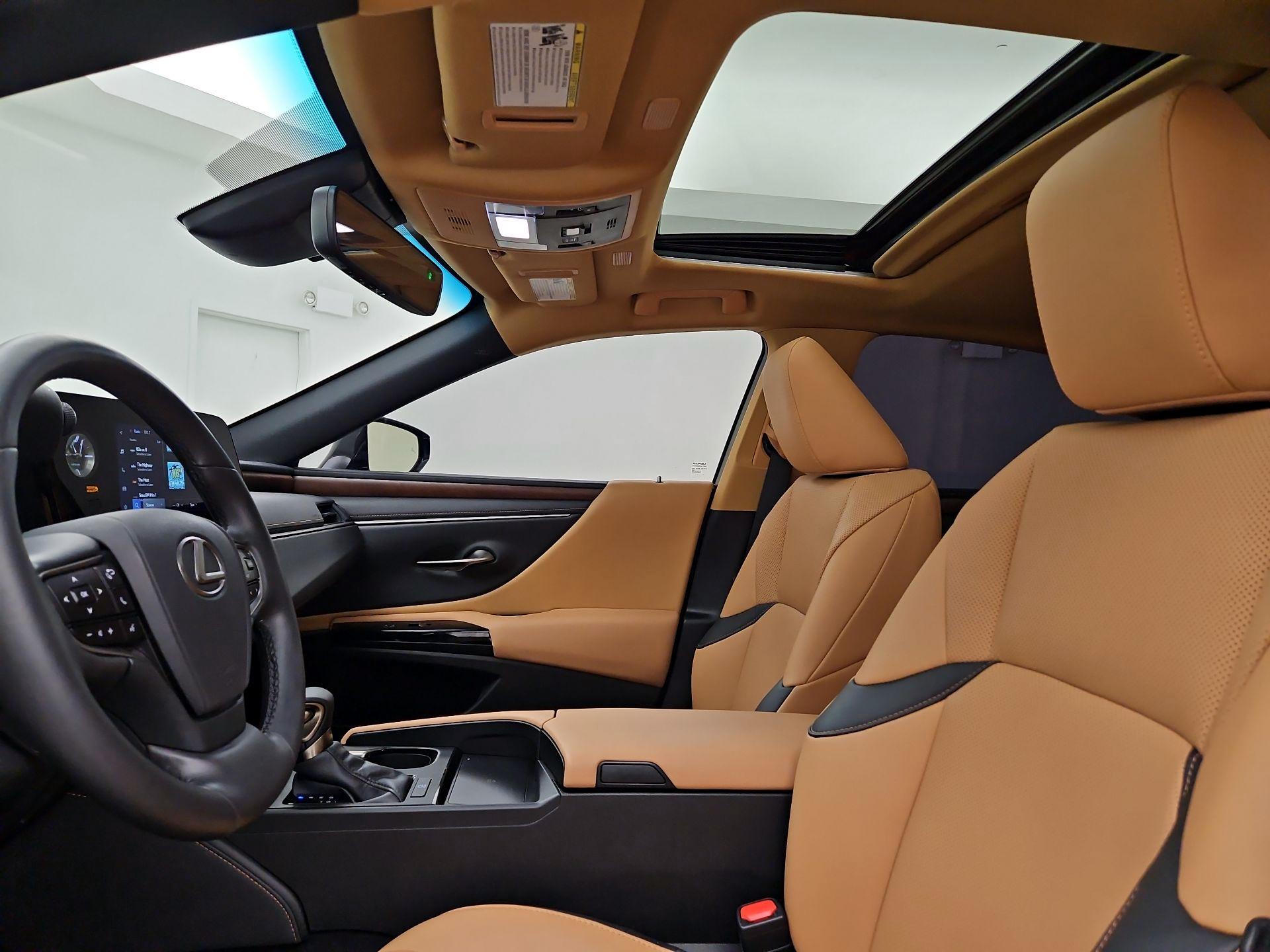 Thumbnail: 2025 Lexus ES - 19