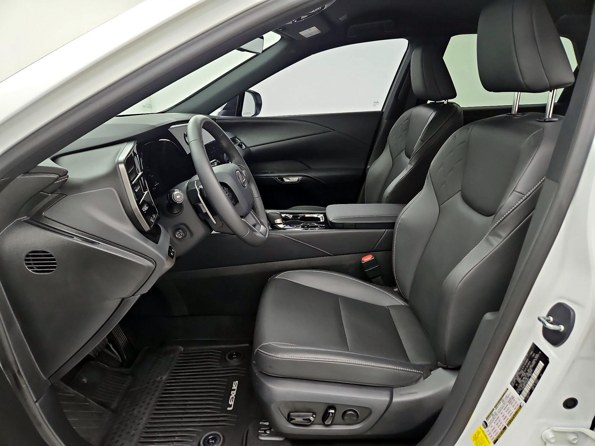 Thumbnail: 2025 Lexus RX - 11