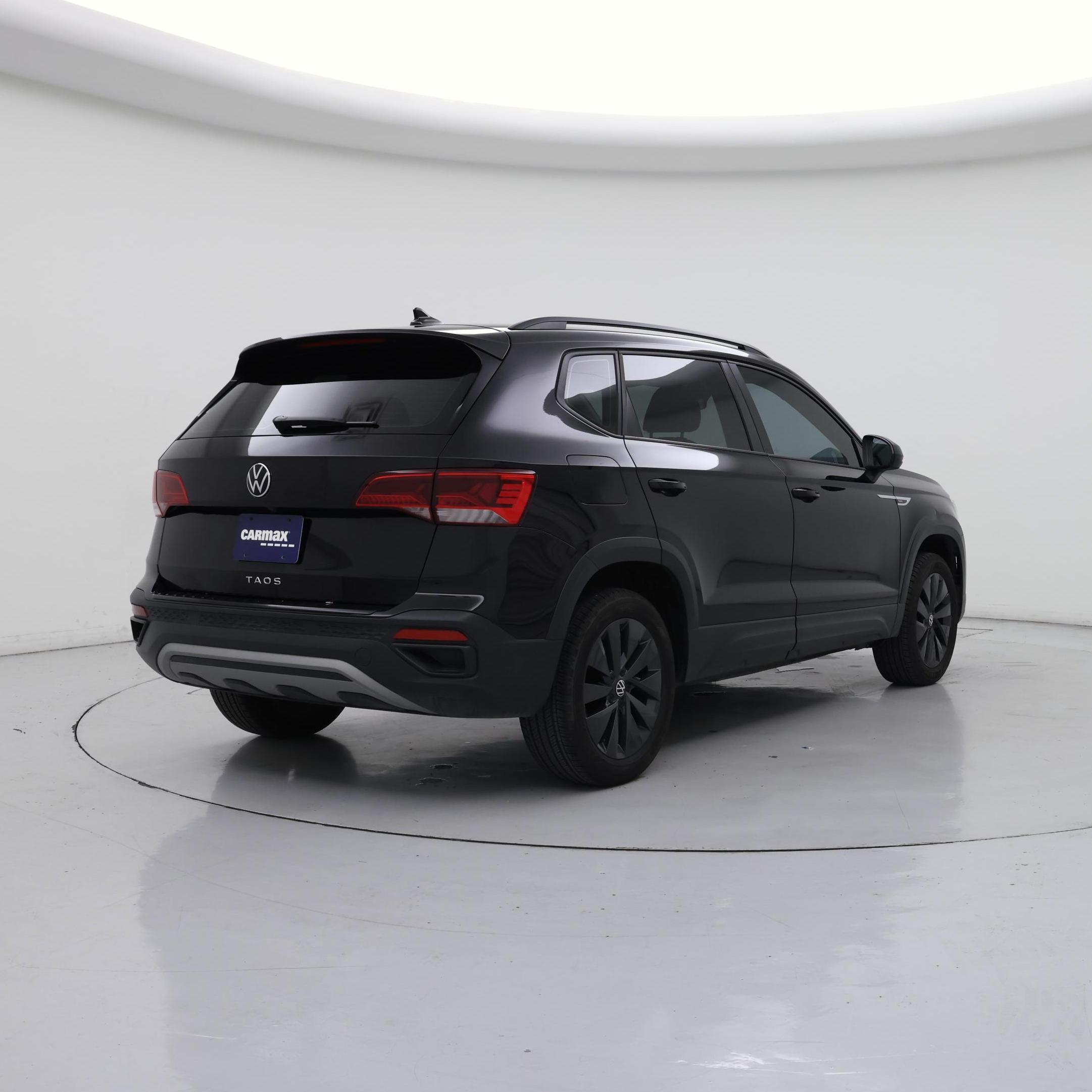 Thumbnail: 2024 Volkswagen Taos - 8