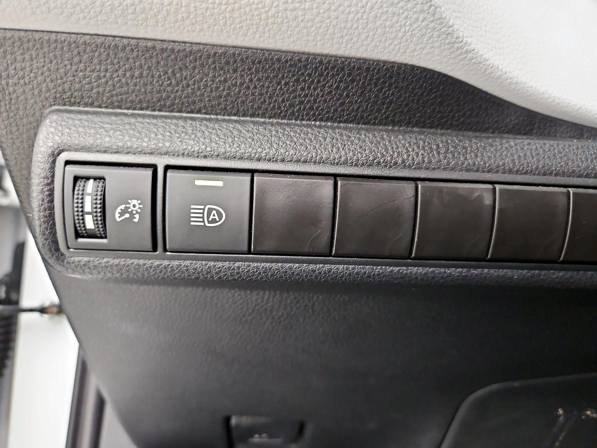 Thumbnail: 2023 Toyota Corolla - 13