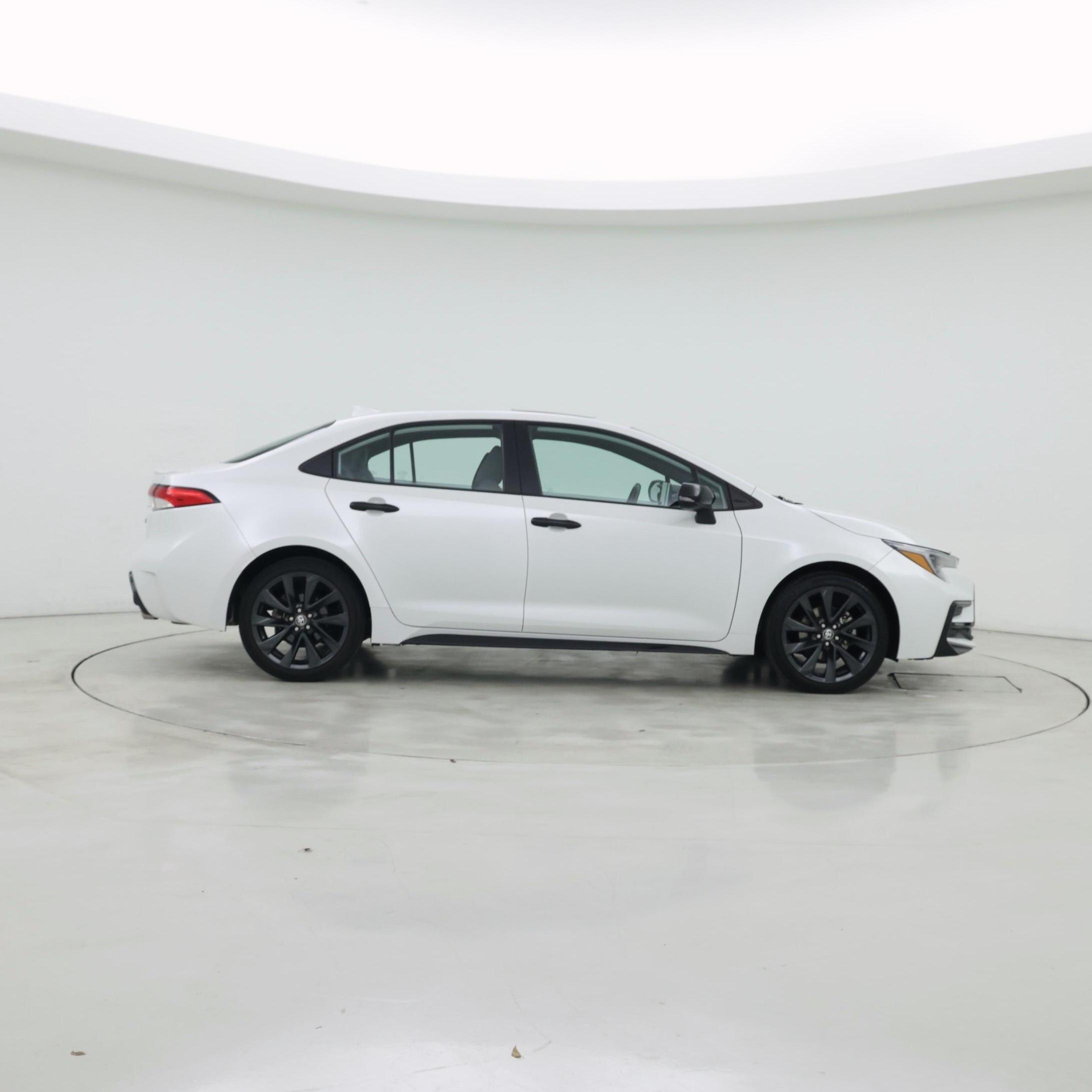 Thumbnail: 2023 Toyota Corolla - 7