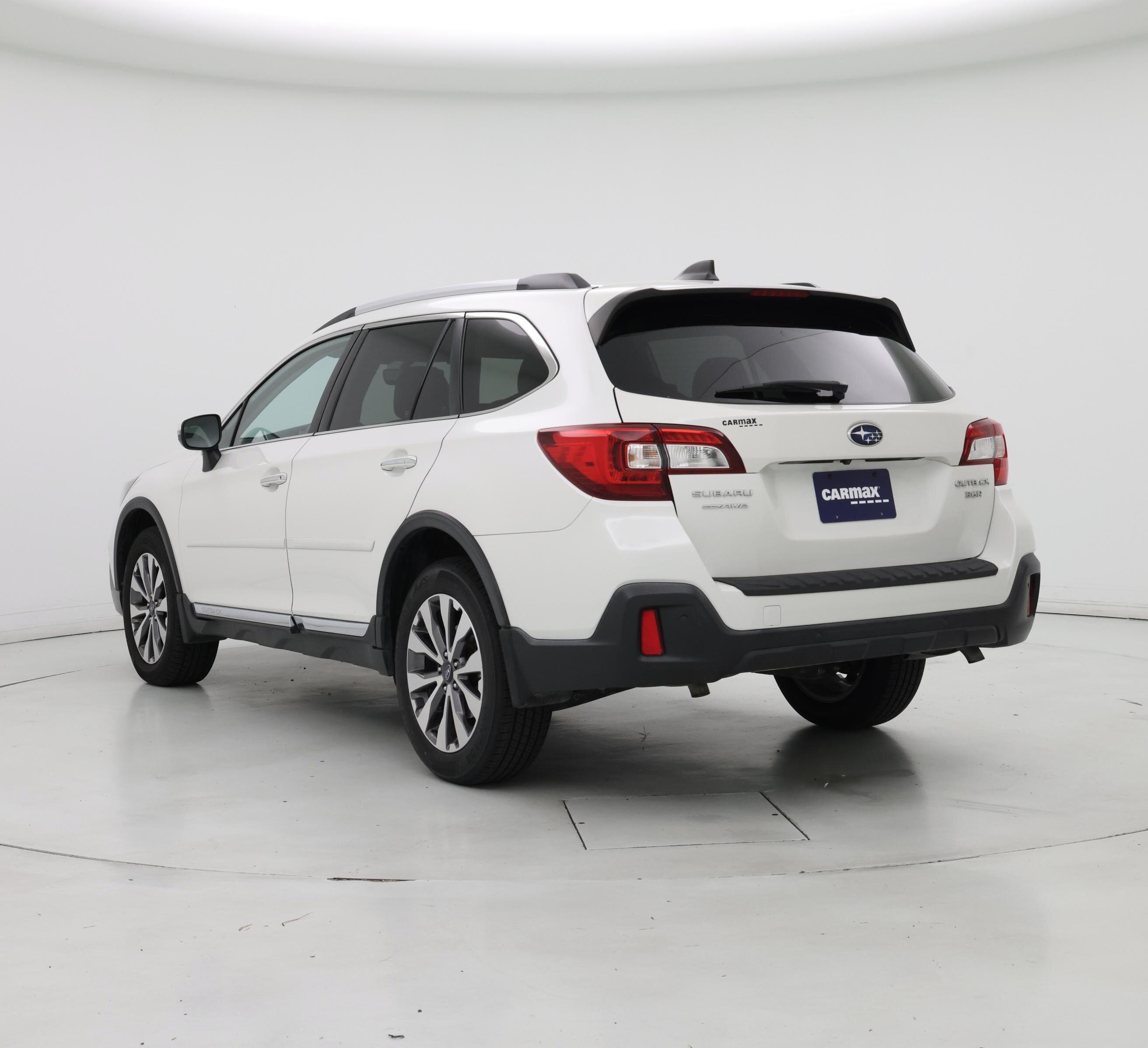 Thumbnail: 2018 Subaru Outback - 2