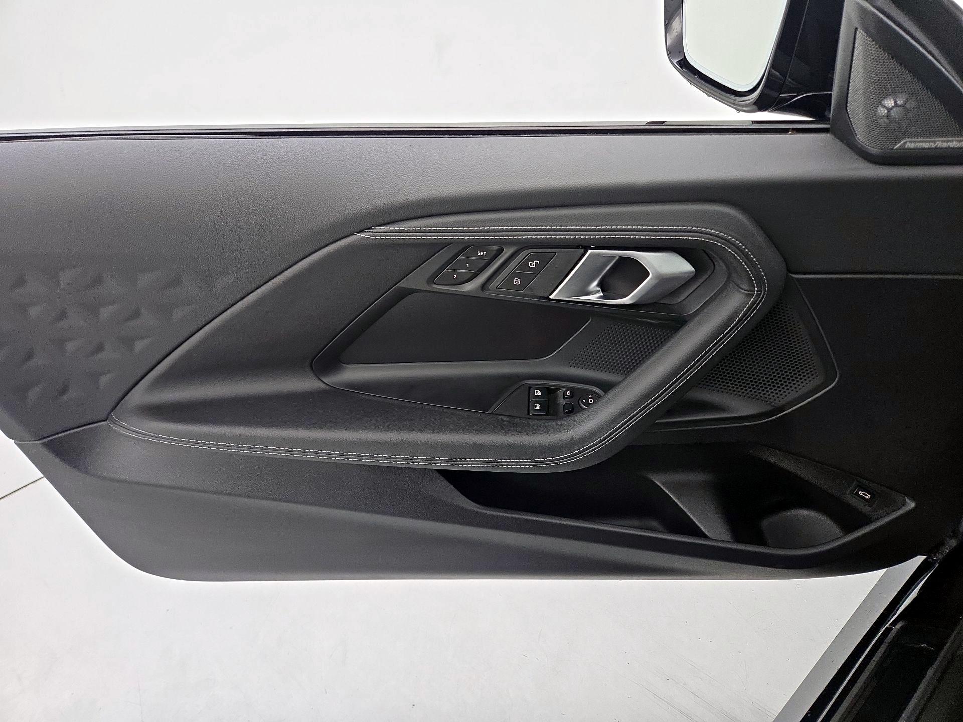 Thumbnail: 2025 BMW 2 Series - 12