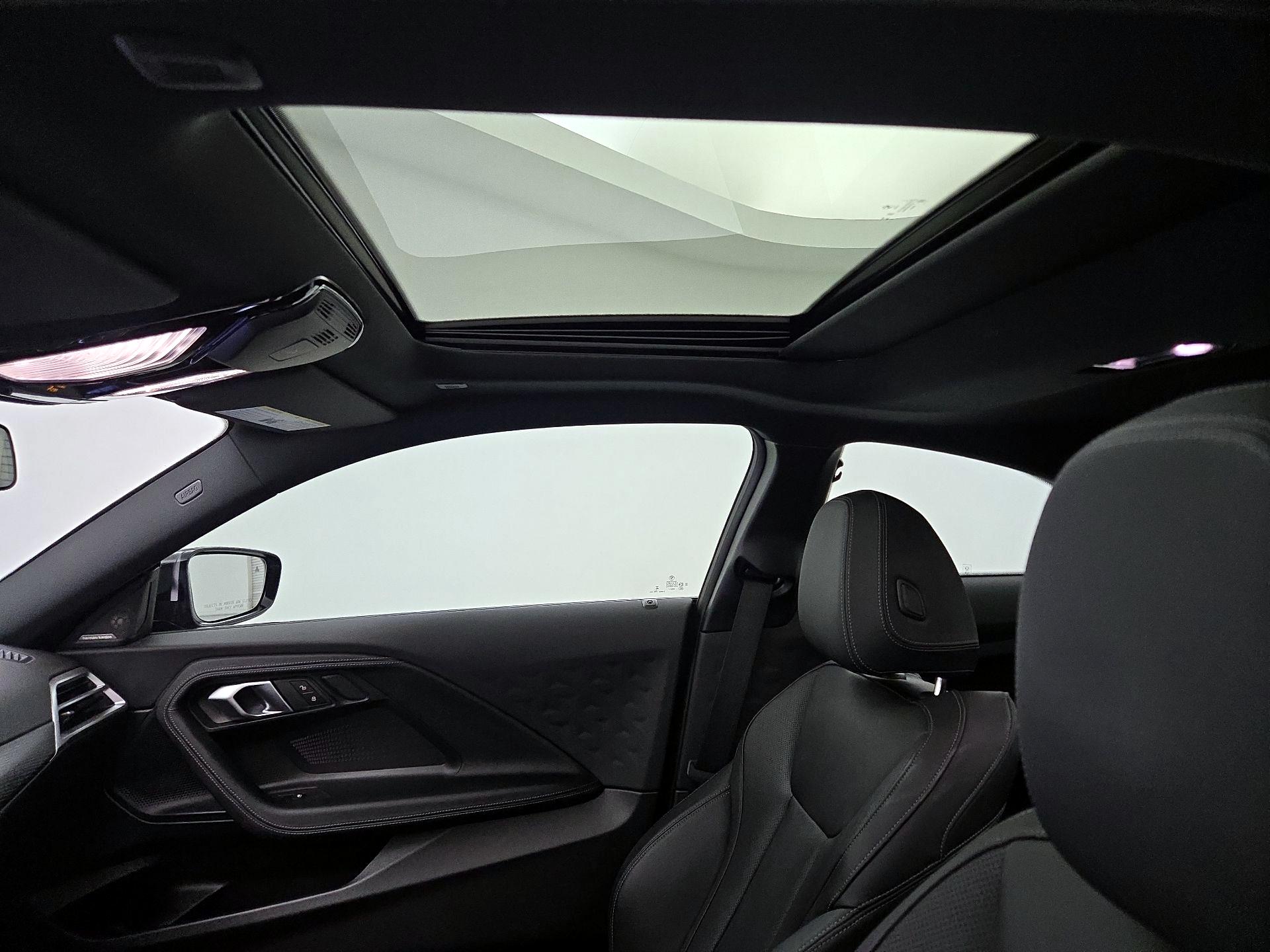 Thumbnail: 2025 BMW 2 Series - 20