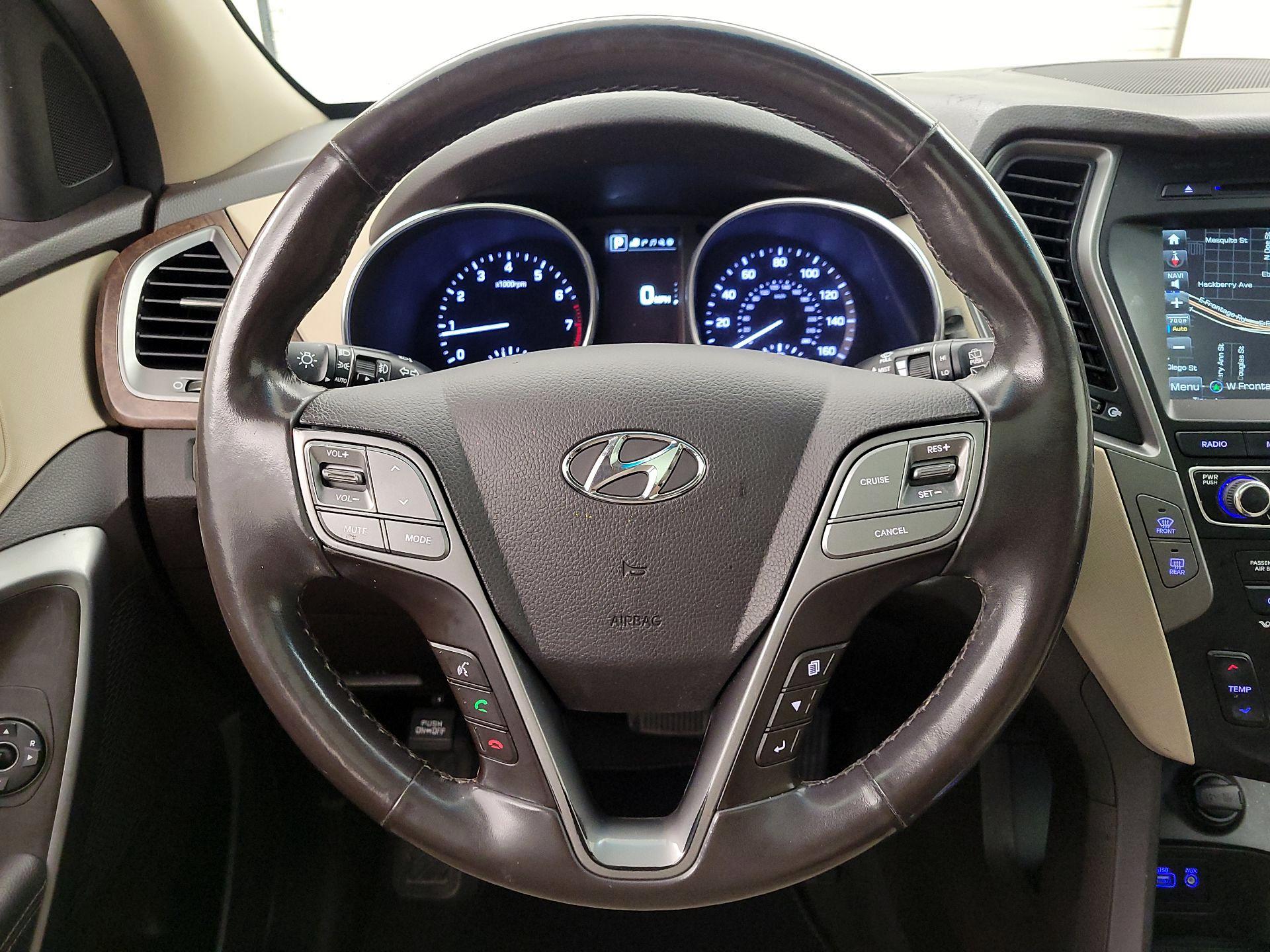 Thumbnail: 2018 Hyundai Santa Fe - 10