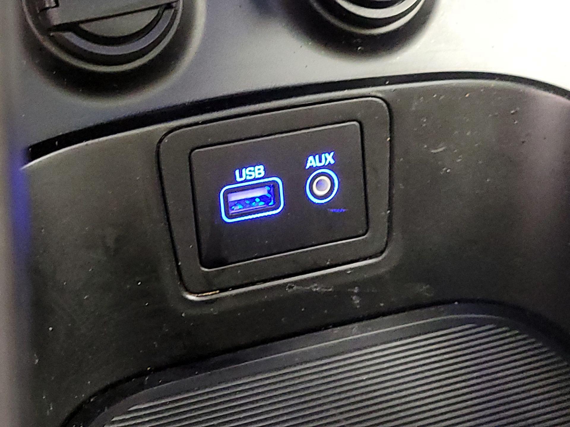 Thumbnail: 2018 Hyundai Santa Fe - 19