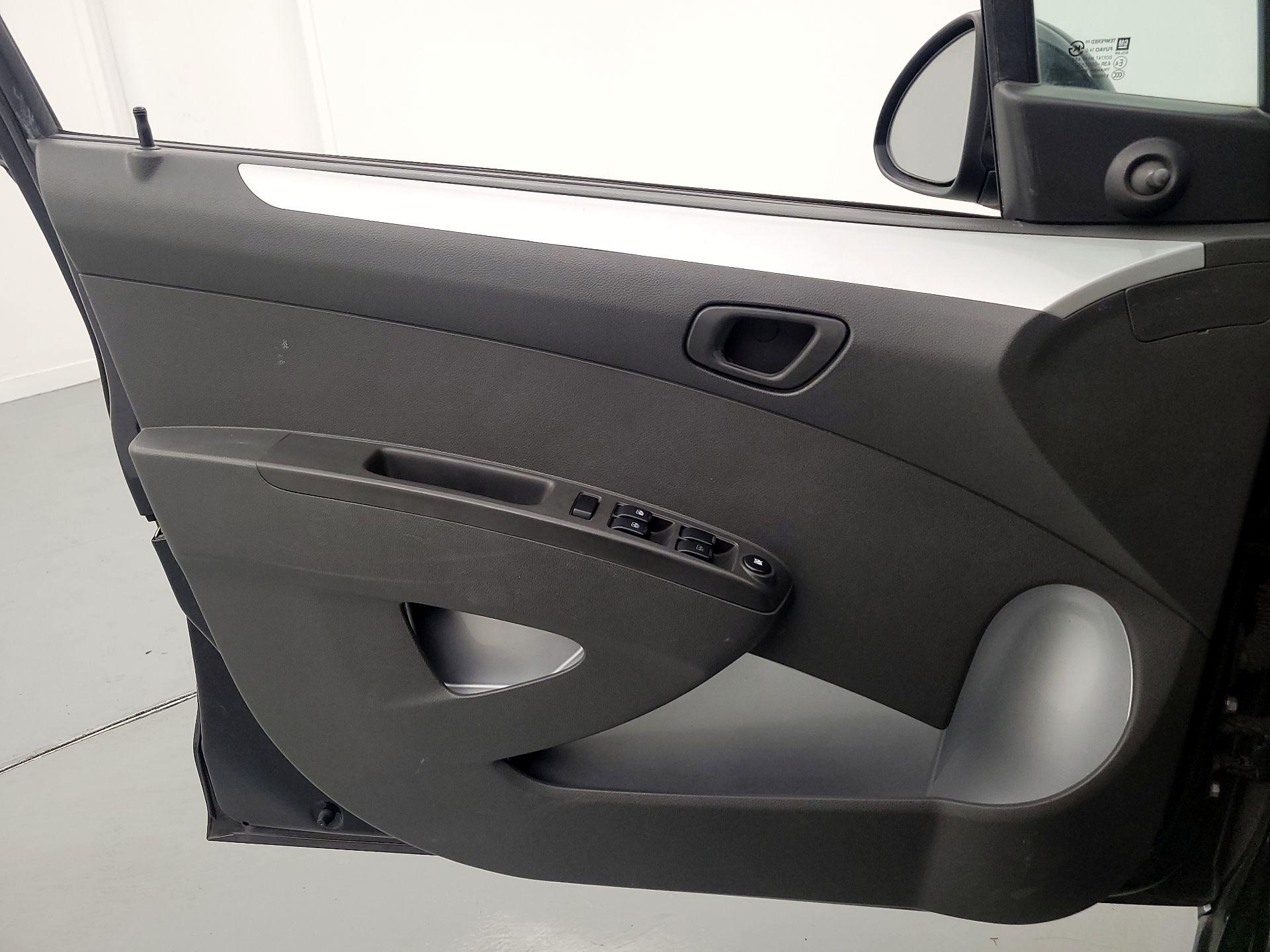 Thumbnail: 2014 Chevrolet Spark - 12