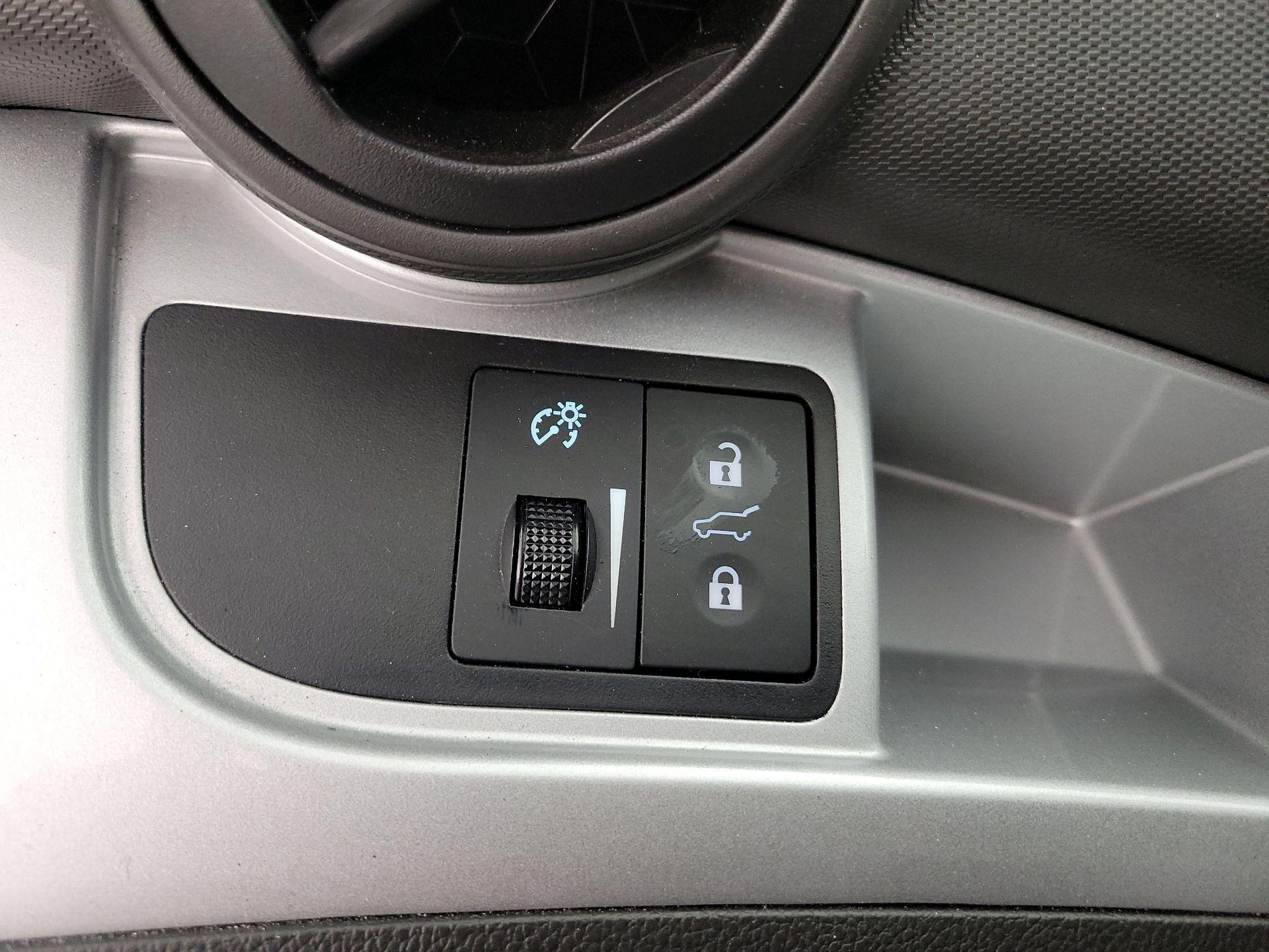 Thumbnail: 2014 Chevrolet Spark - 13