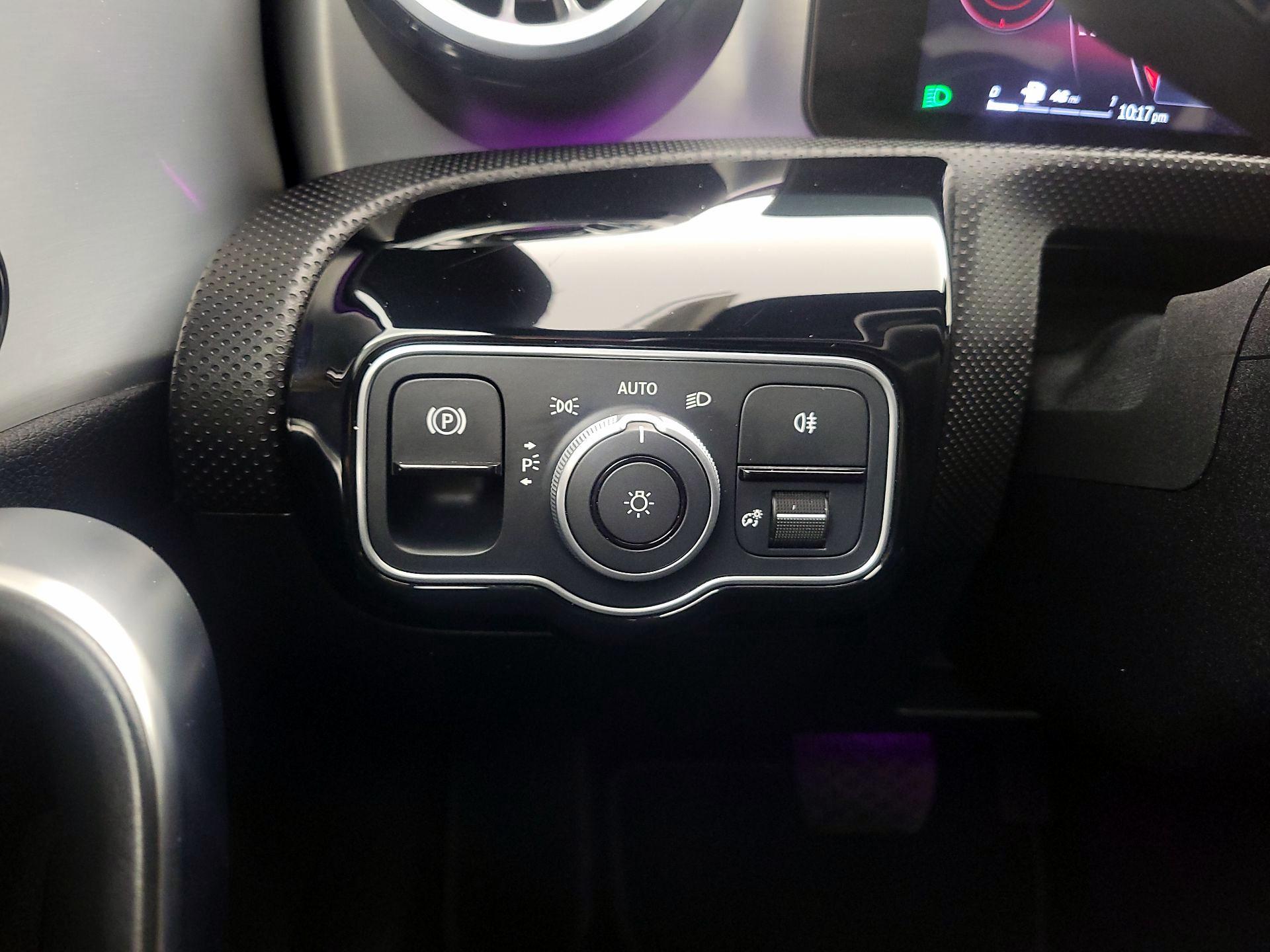 Thumbnail: 2025 Mercedes-Benz CLA - 13