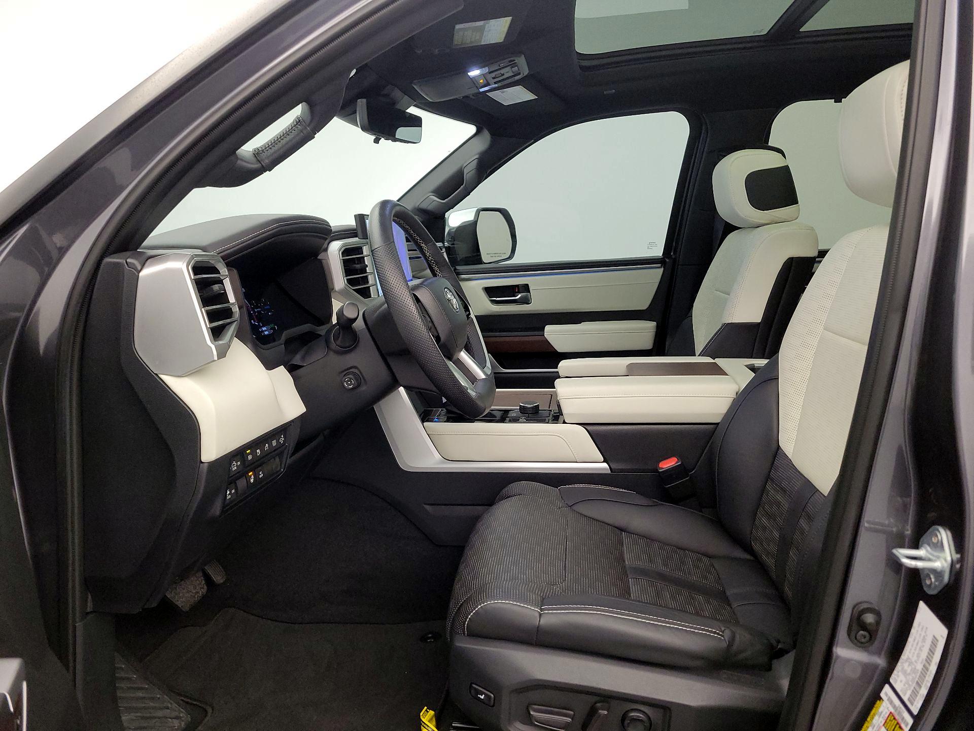 Thumbnail: 2024 Toyota Tundra - 11