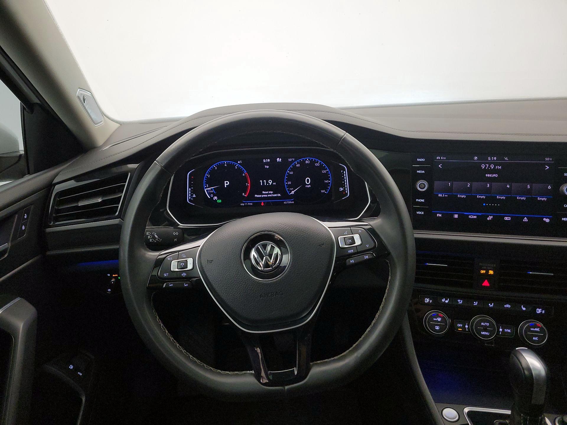 Thumbnail: 2021 Volkswagen Jetta - 10