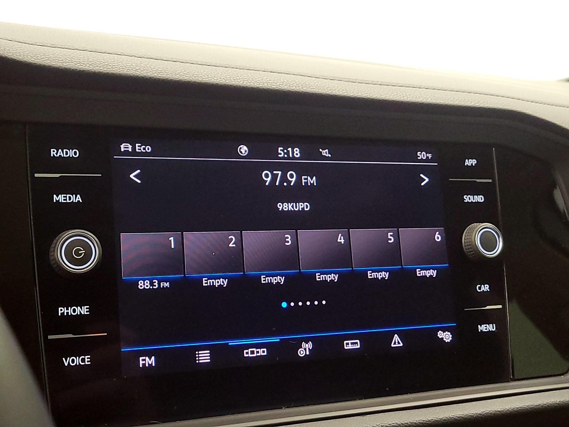 Thumbnail: 2021 Volkswagen Jetta - 15