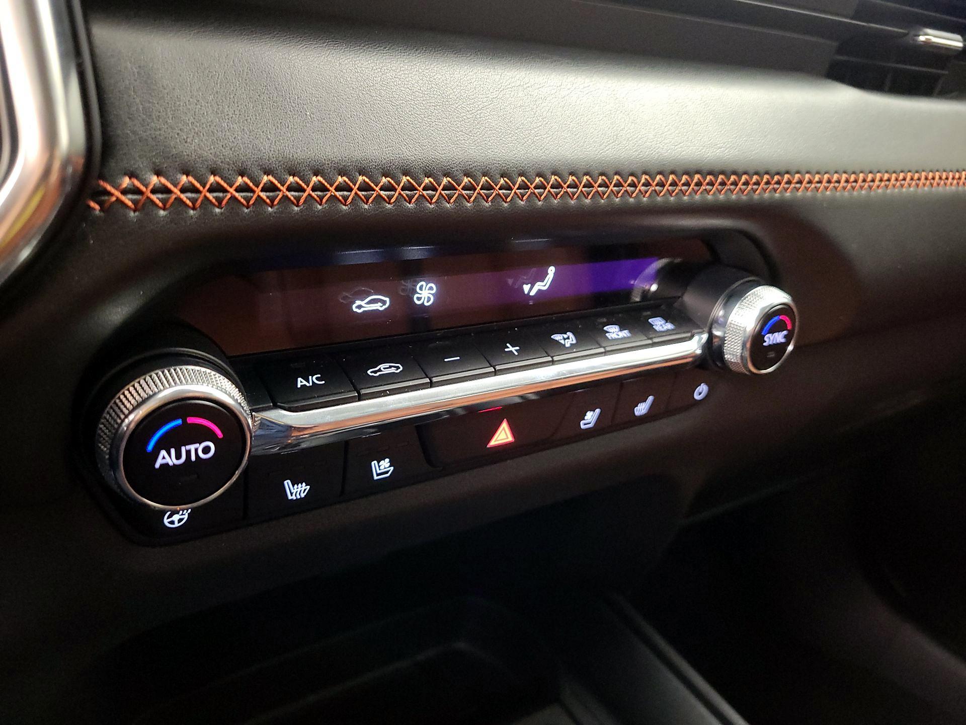 Thumbnail: 2025 Mazda CX-50 - 17