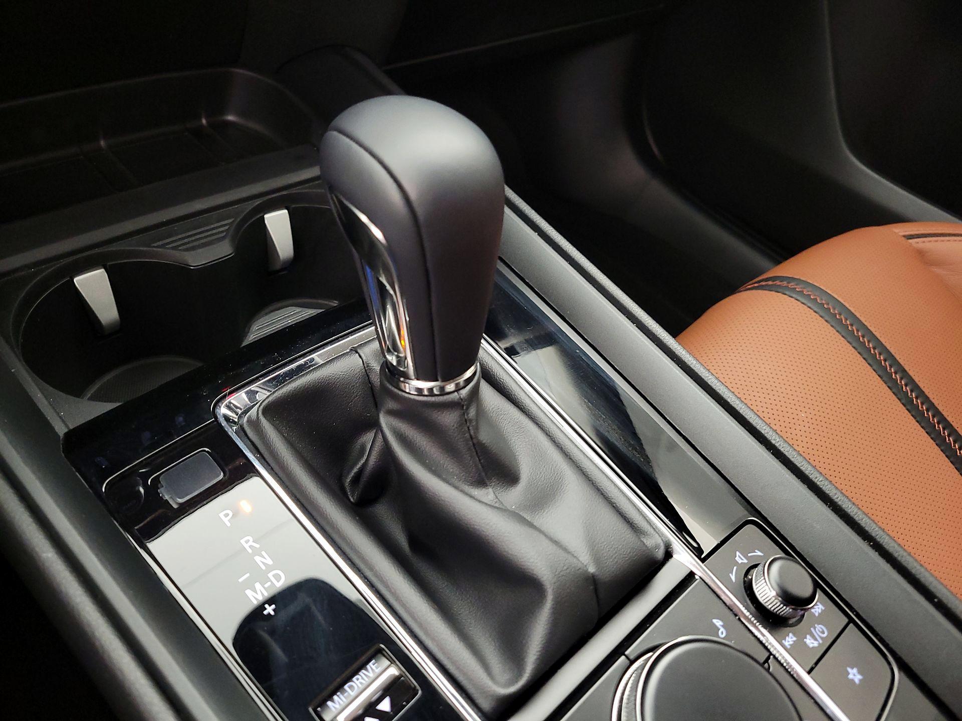 Thumbnail: 2025 Mazda CX-50 - 18