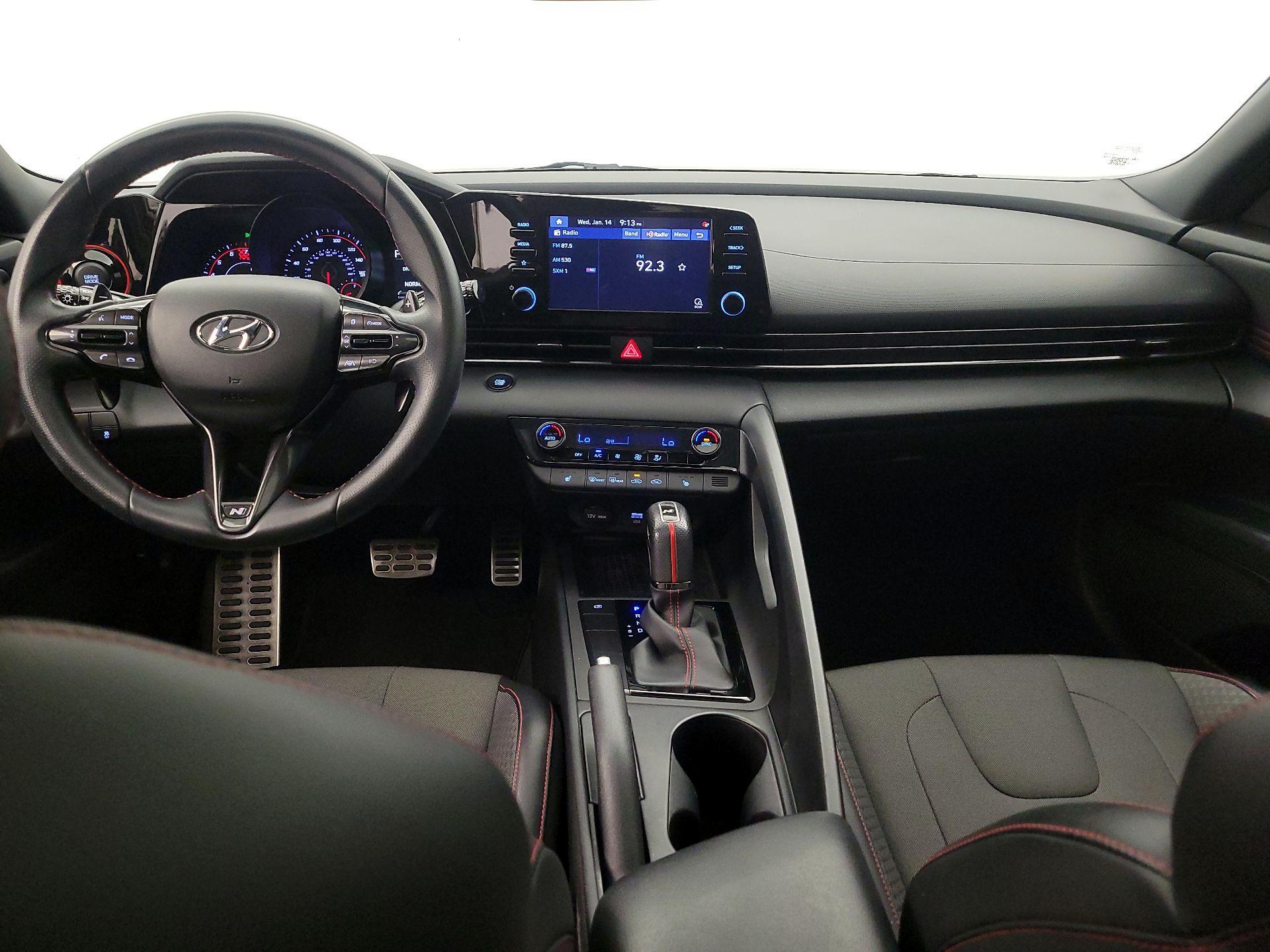 Thumbnail: 2022 Hyundai Elantra - 9