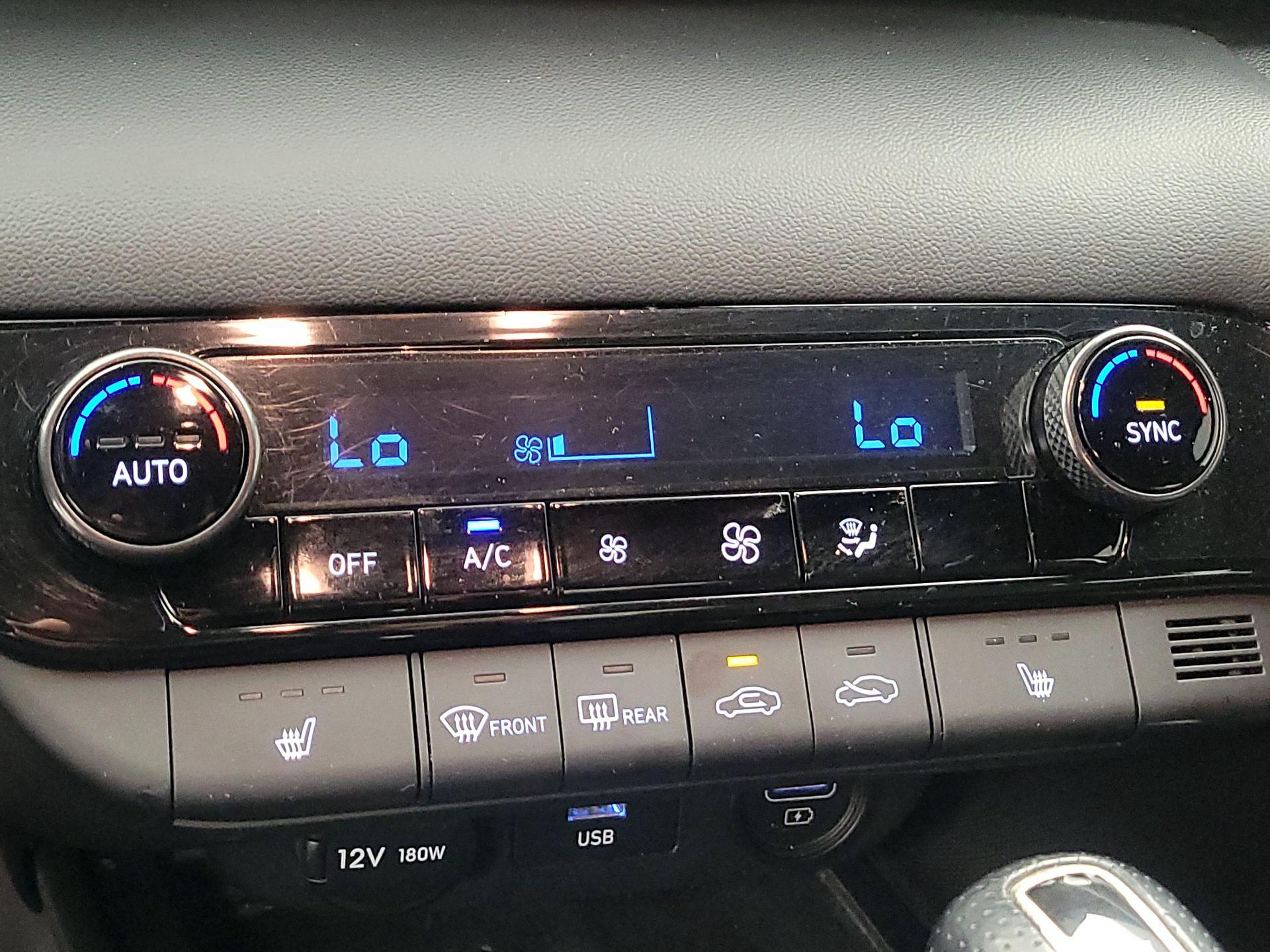 Thumbnail: 2022 Hyundai Elantra - 16