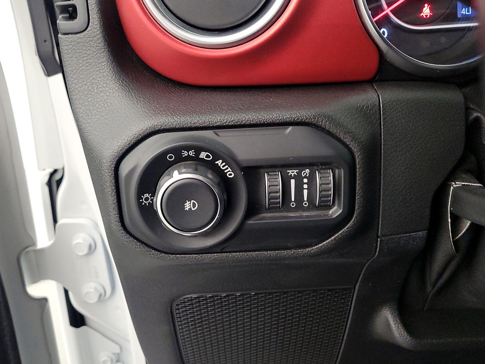 Thumbnail: 2021 Jeep Wrangler - 13