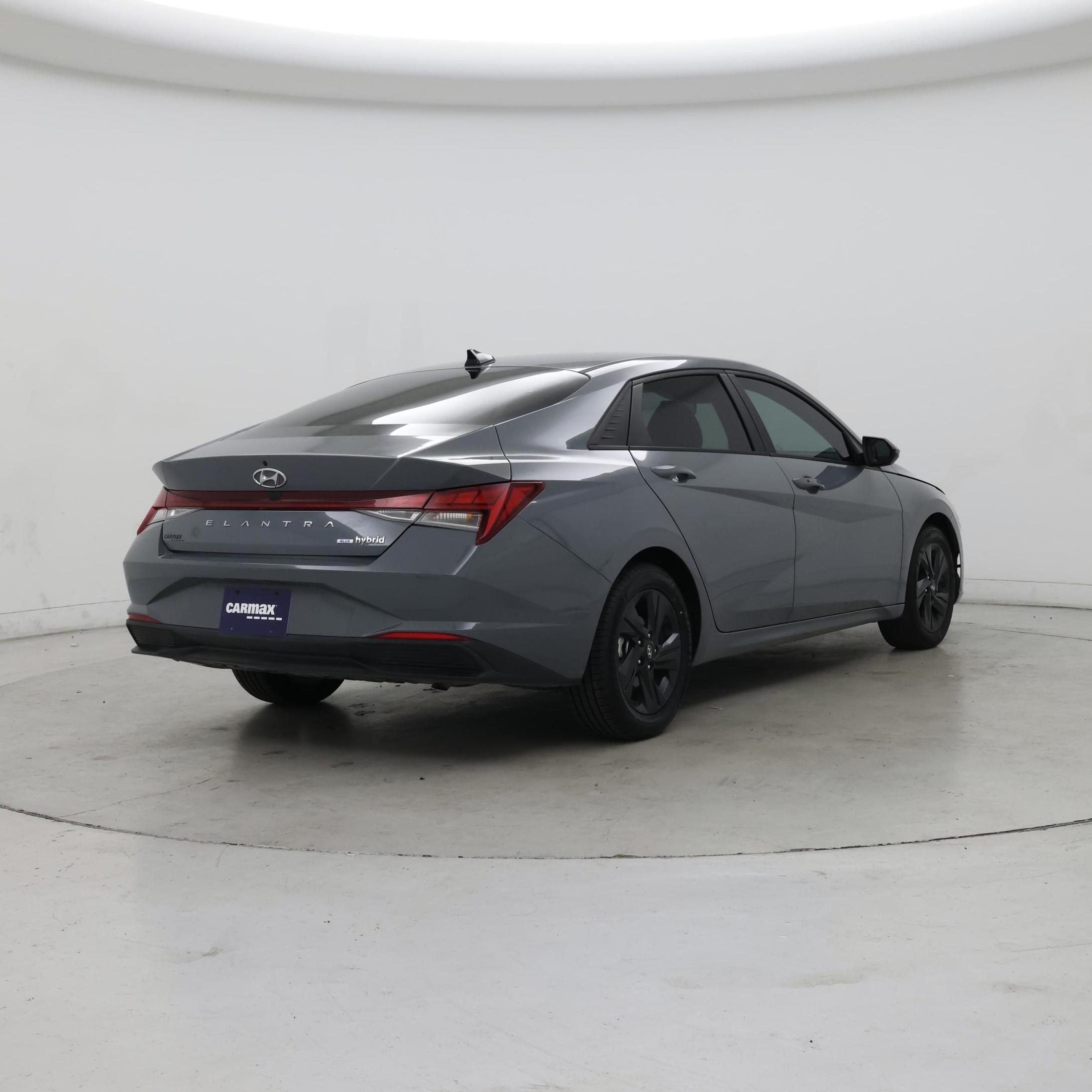 Thumbnail: 2022 Hyundai Elantra - 8