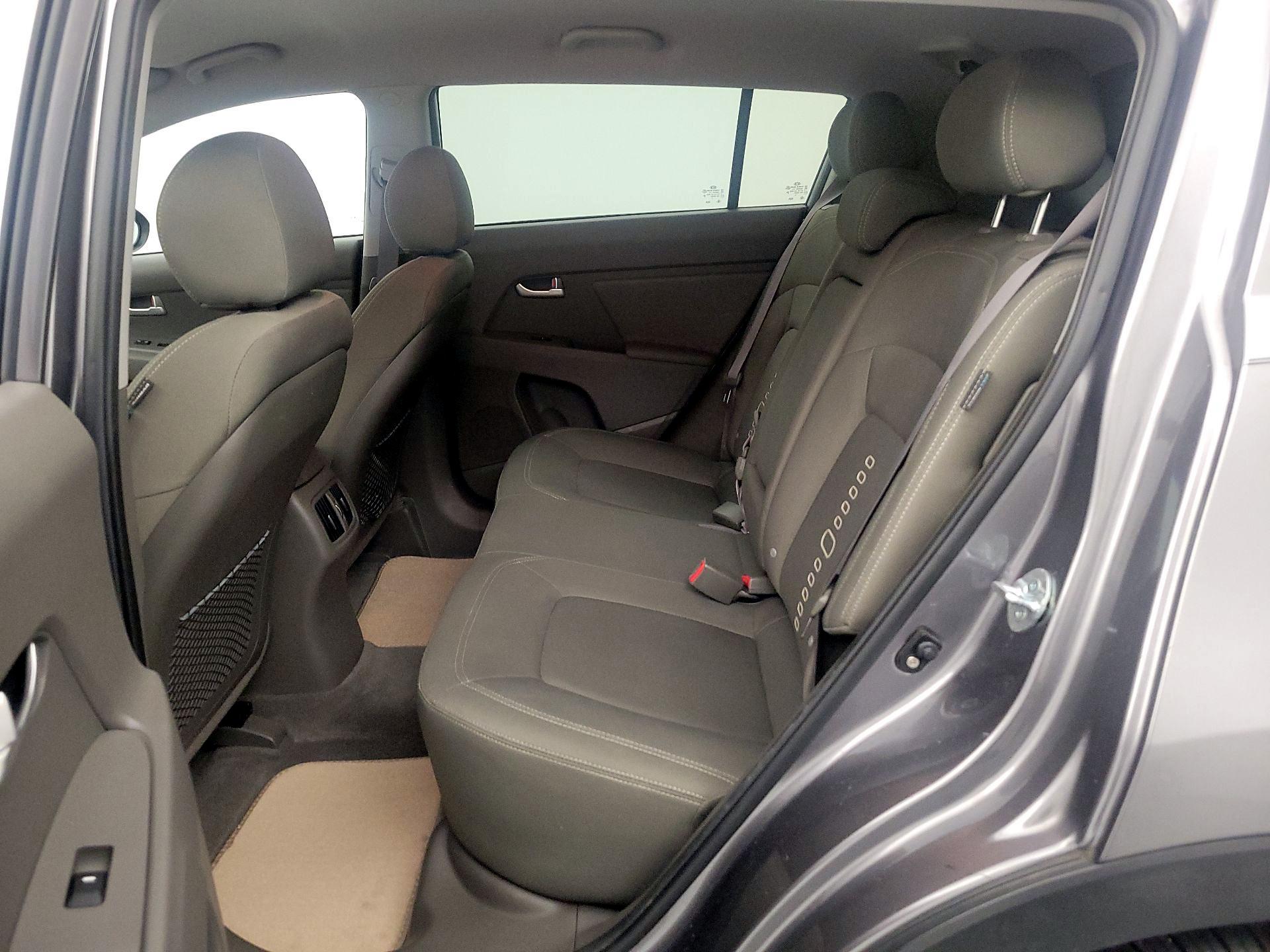 Thumbnail: 2015 Kia Sportage - 19