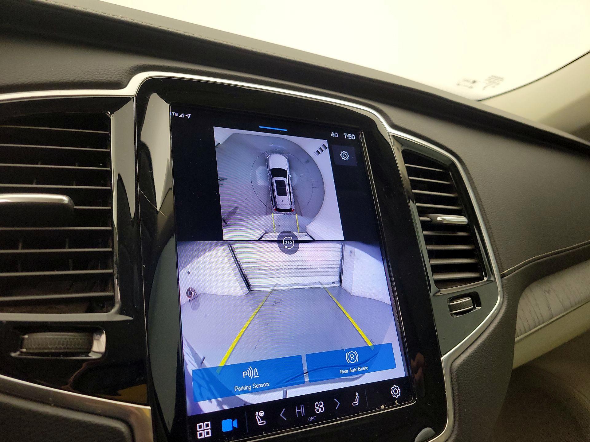 Thumbnail: 2024 Volvo XC90 - 15