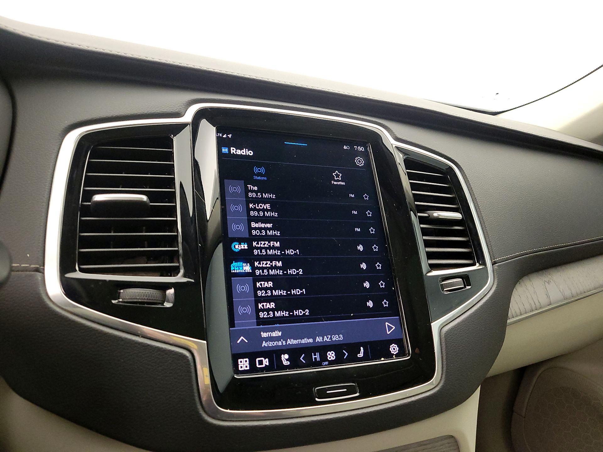 Thumbnail: 2024 Volvo XC90 - 16