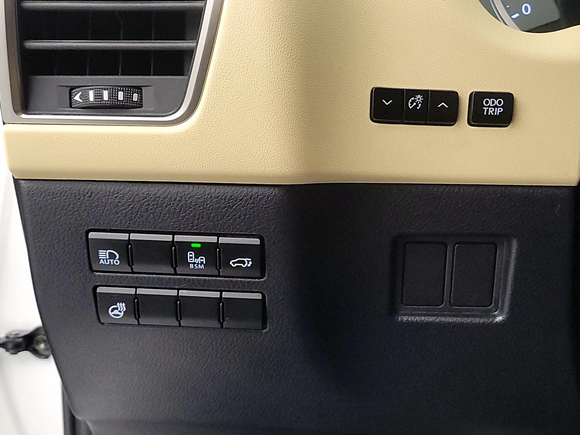 Thumbnail: 2018 Lexus NX - 13