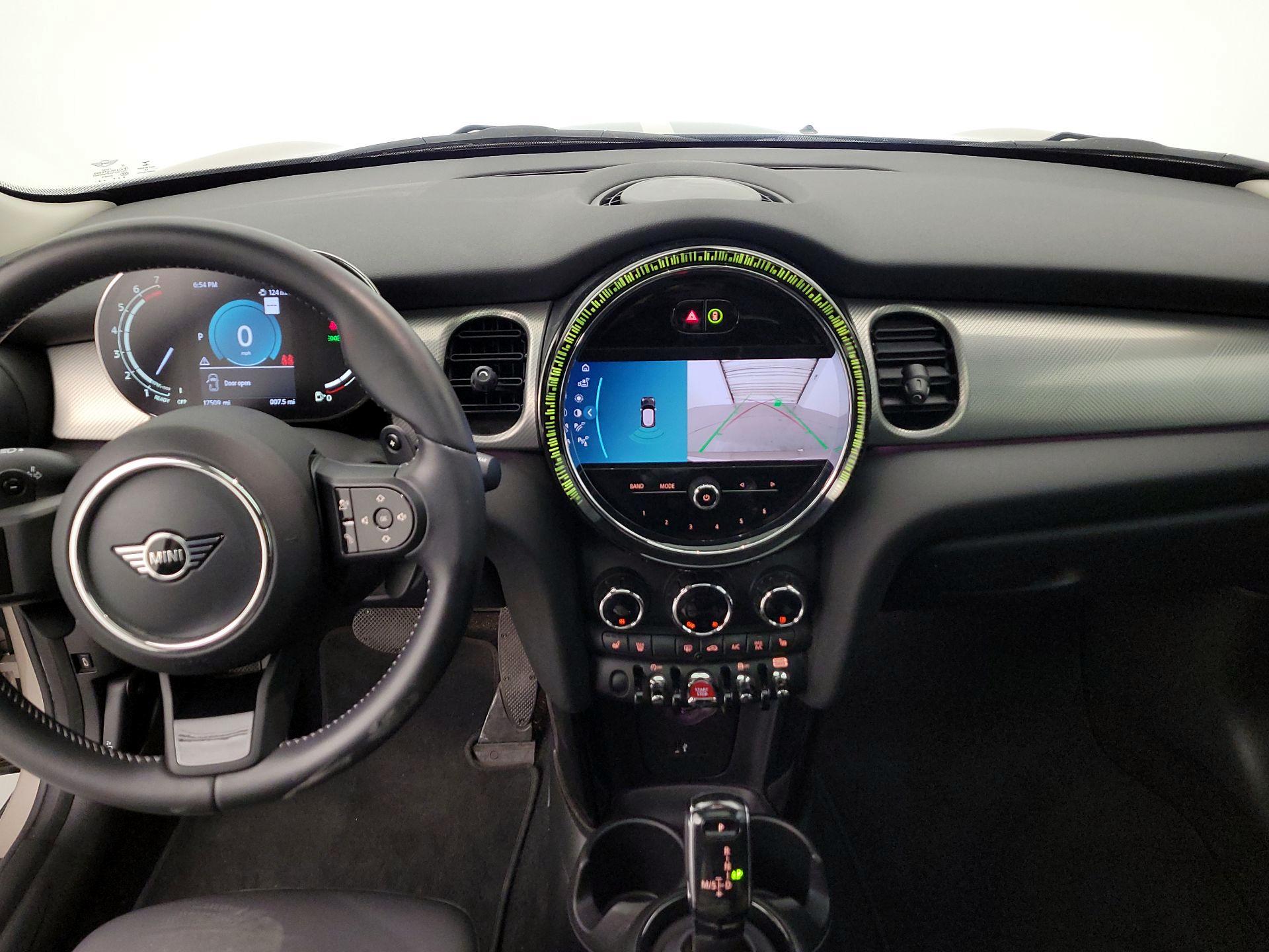 Thumbnail: 2023 MINI Cooper Hardtop - 9