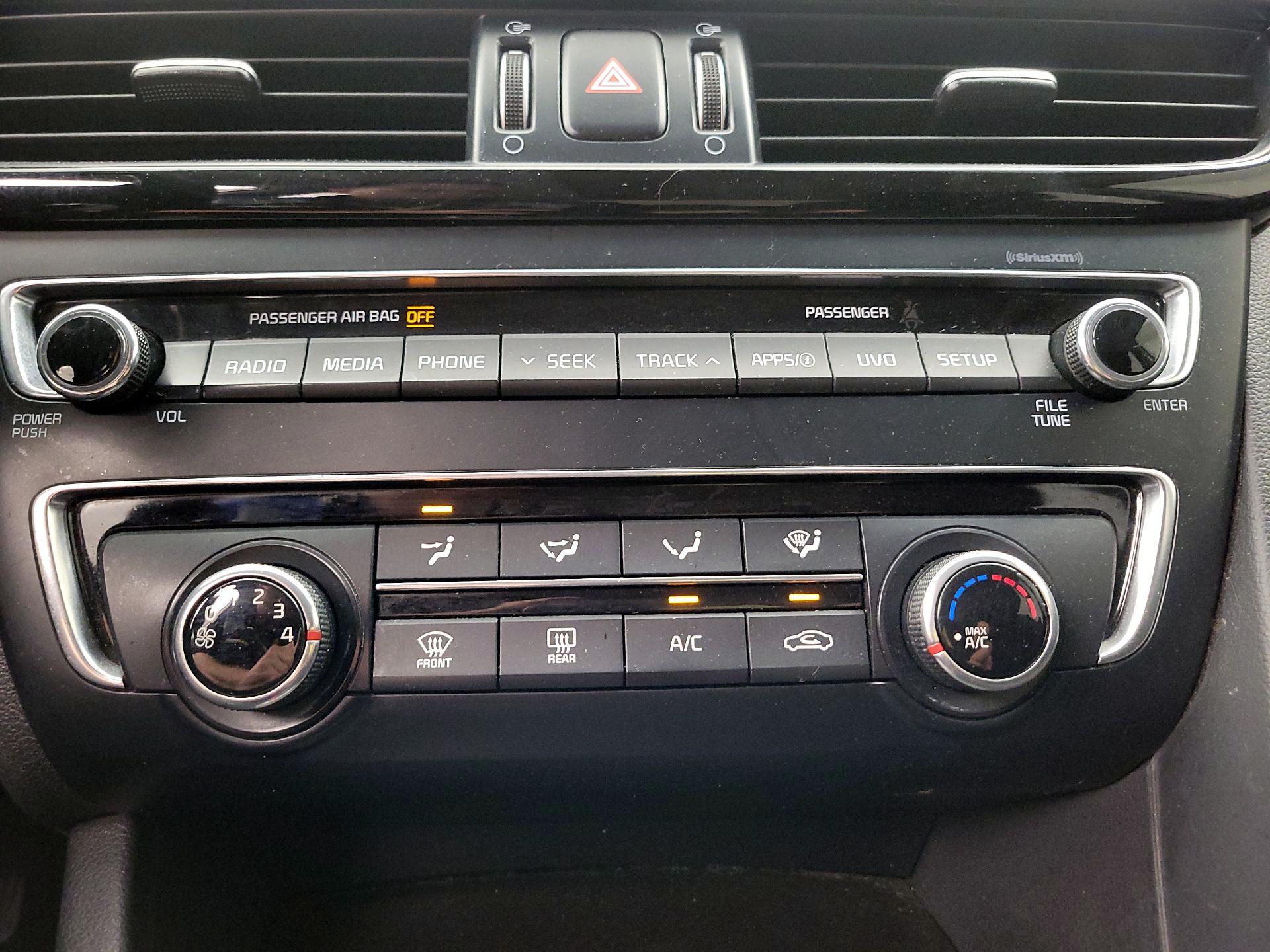 Thumbnail: 2018 Kia Optima - 16