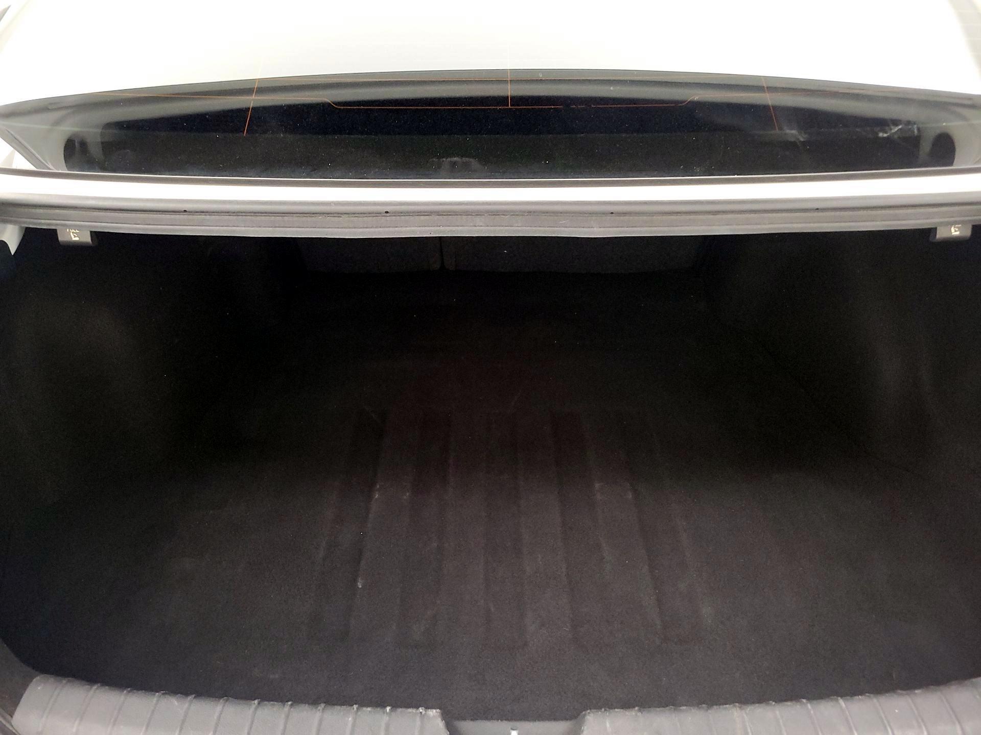 Thumbnail: 2018 Kia Optima - 20