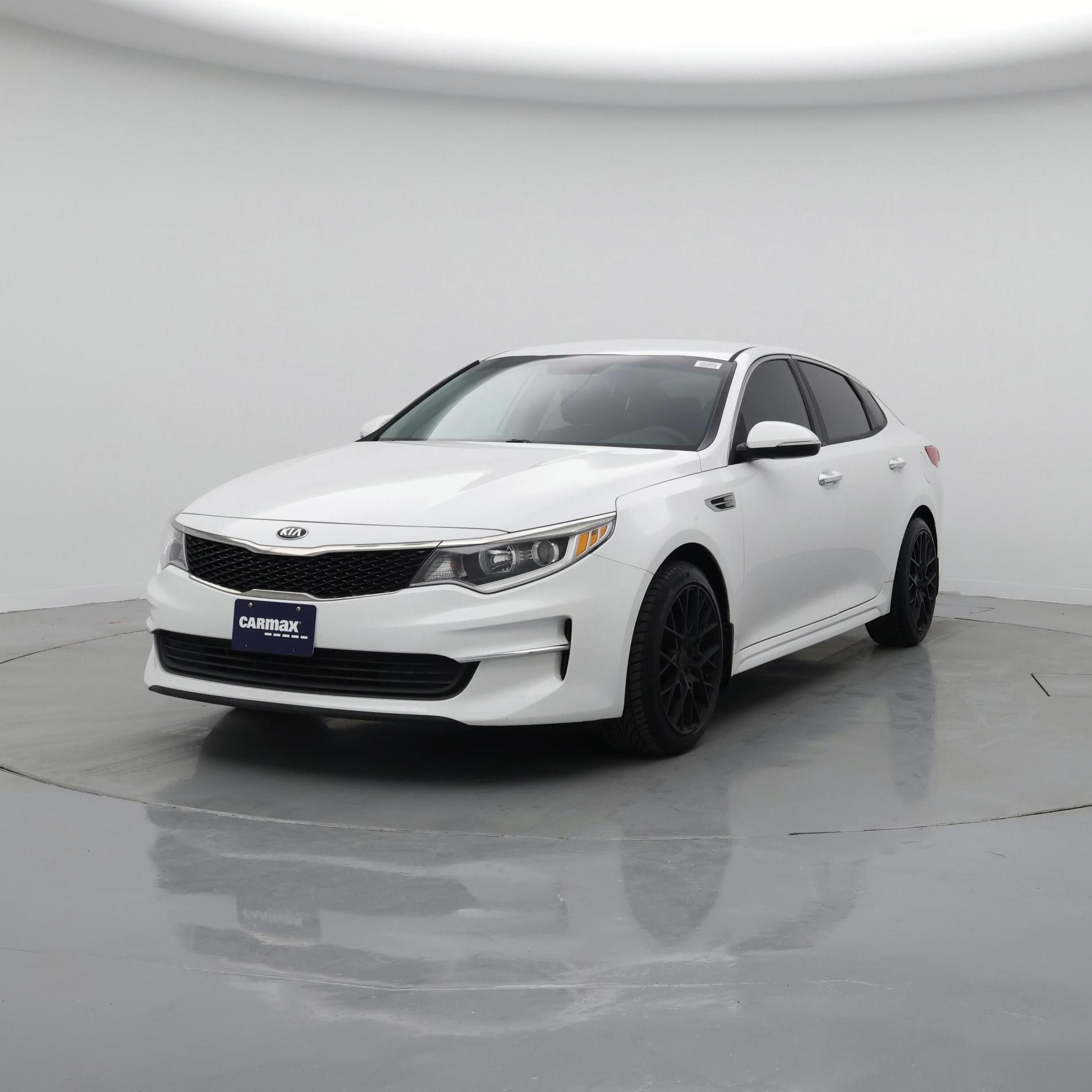 Thumbnail: 2018 Kia Optima - 4