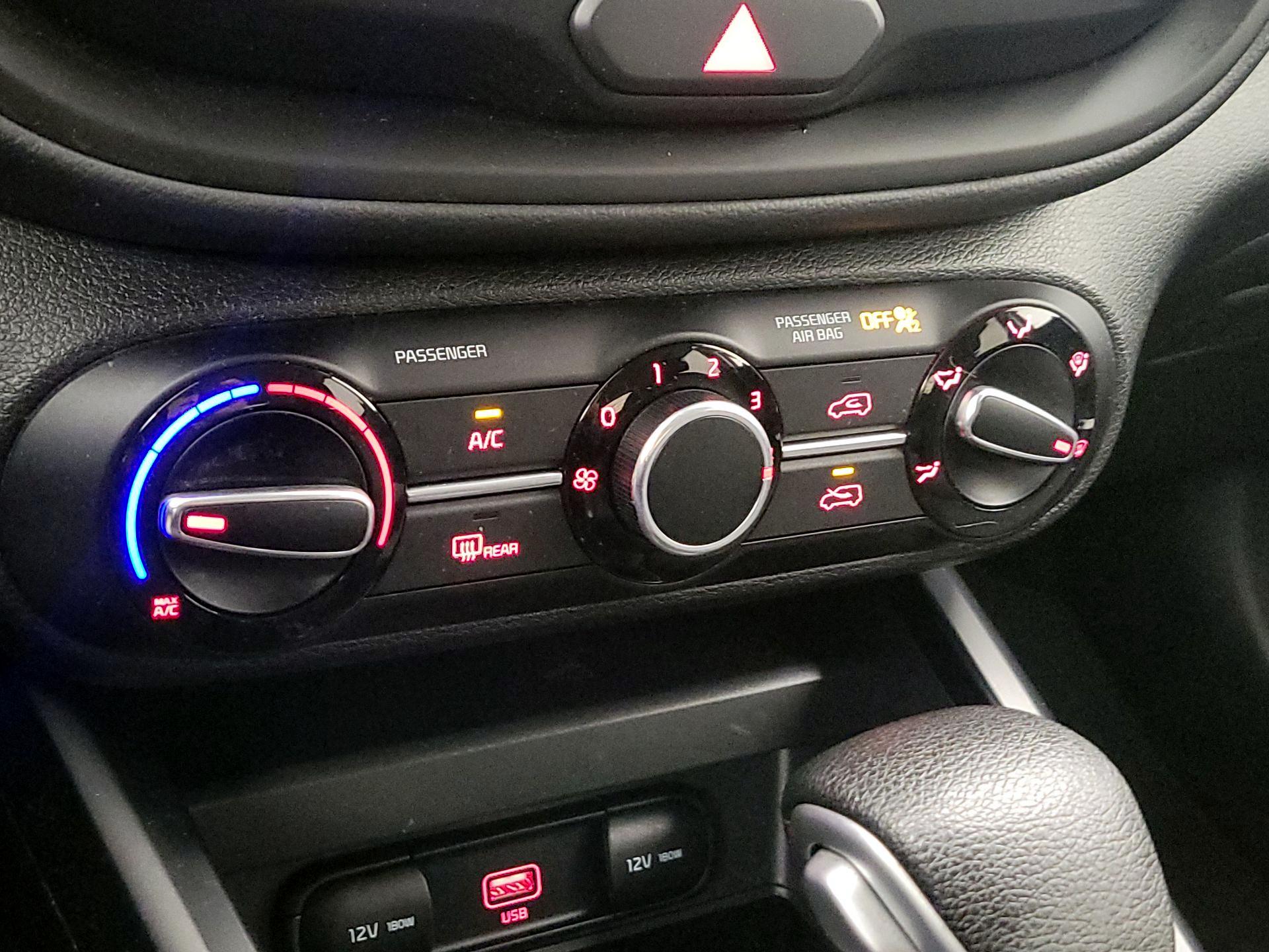 Thumbnail: 2022 Kia Soul - 16